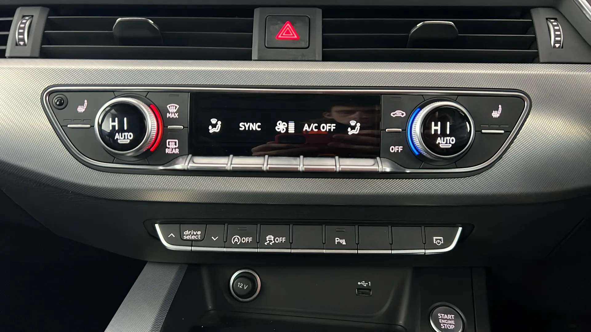 2023 AUDI A4 2023 AUDI A4