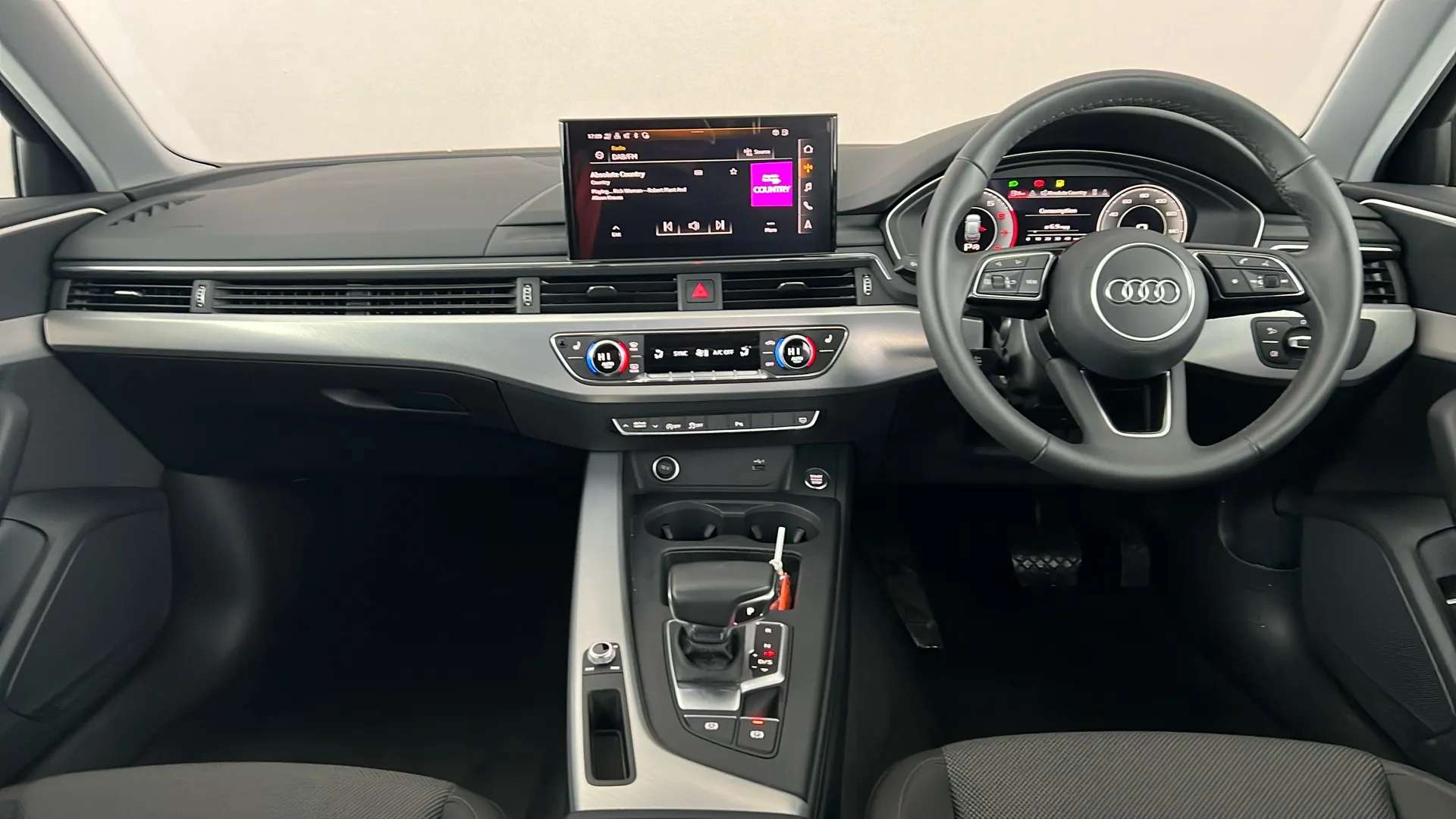 2023 AUDI A4 2023 AUDI A4