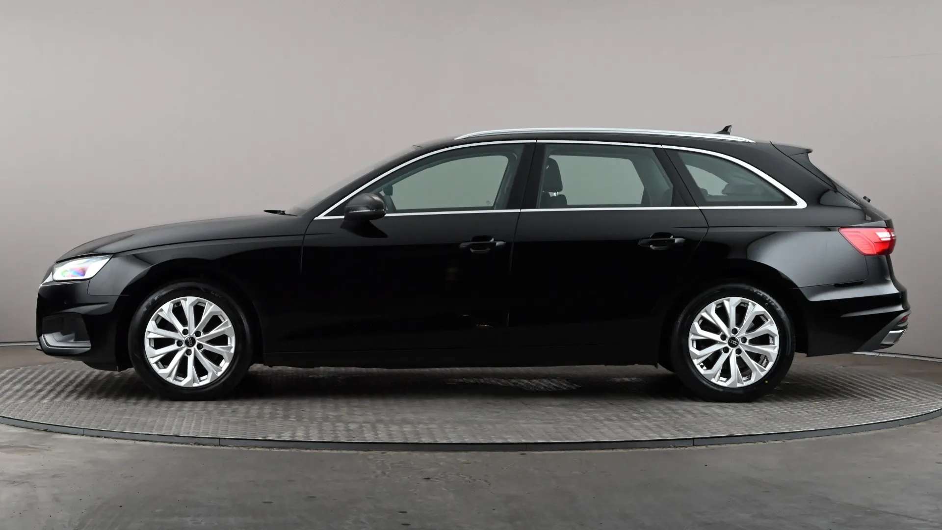 A 2023 AUDI A4 35 TFSI Technik S Tronic A 2023 AUDI A4 35 TFSI Technik S Tronic