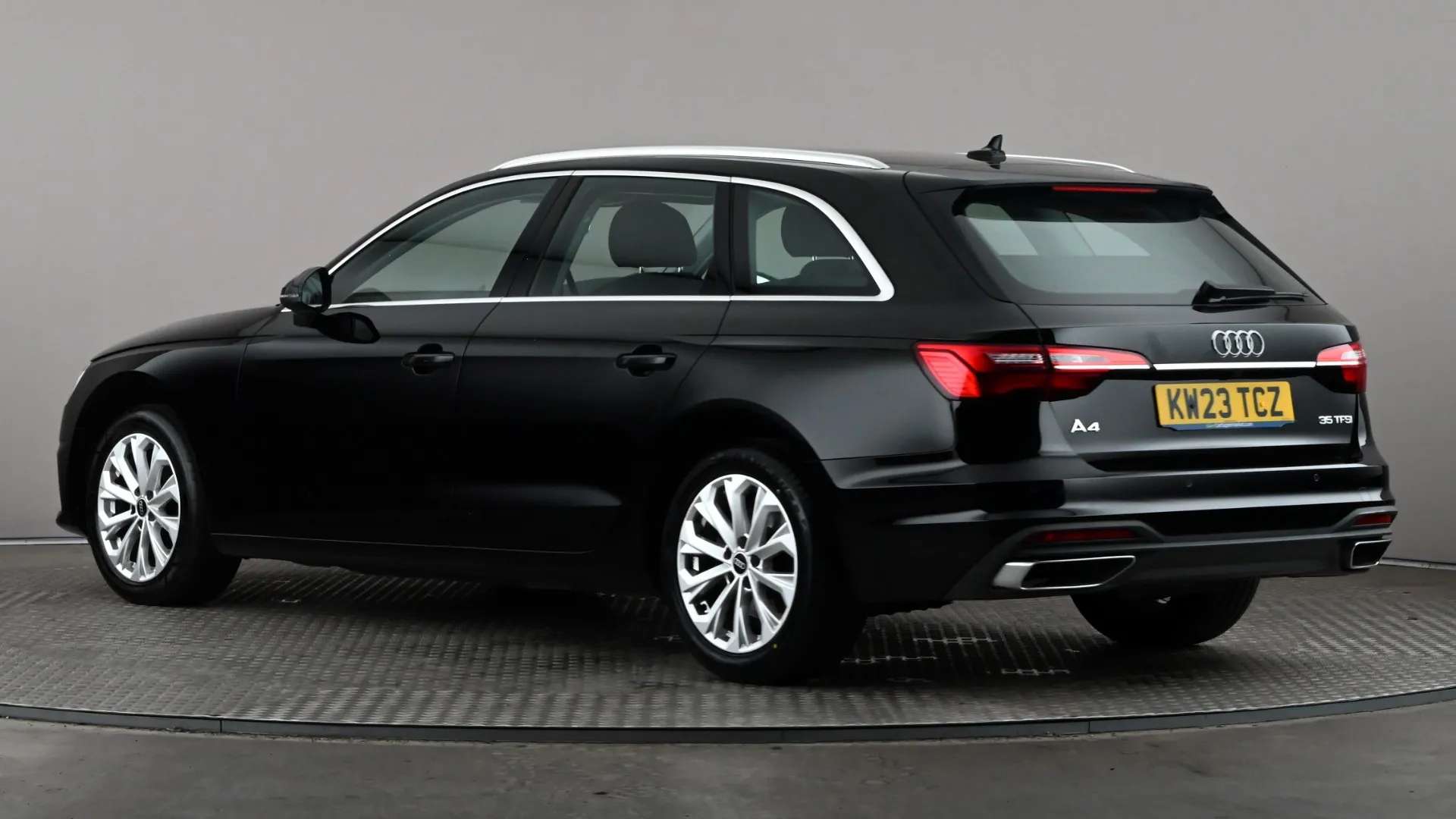 A 2023 AUDI A4 35 TFSI Technik S Tronic A 2023 AUDI A4 35 TFSI Technik S Tronic
