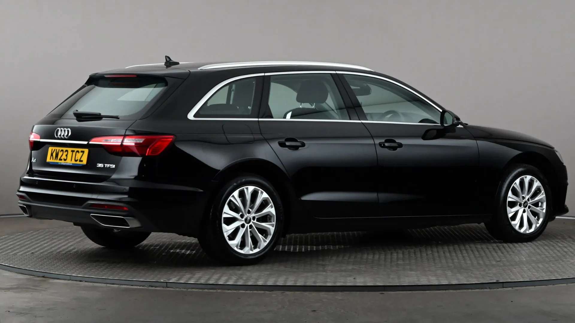 2023 AUDI A4 2023 AUDI A4