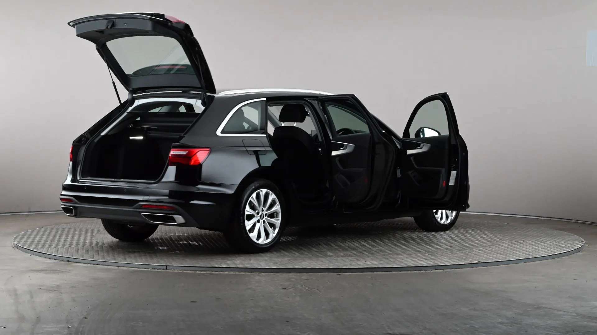 2023 AUDI A4 2023 AUDI A4
