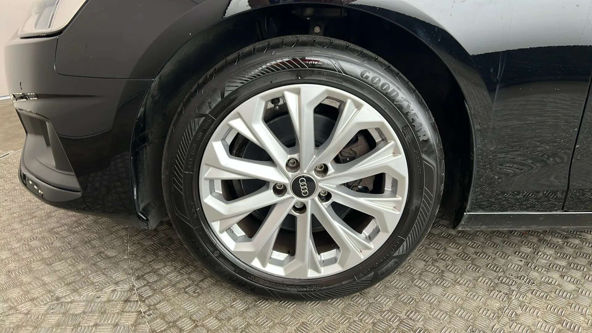 2023 AUDI A4 2023 AUDI A4