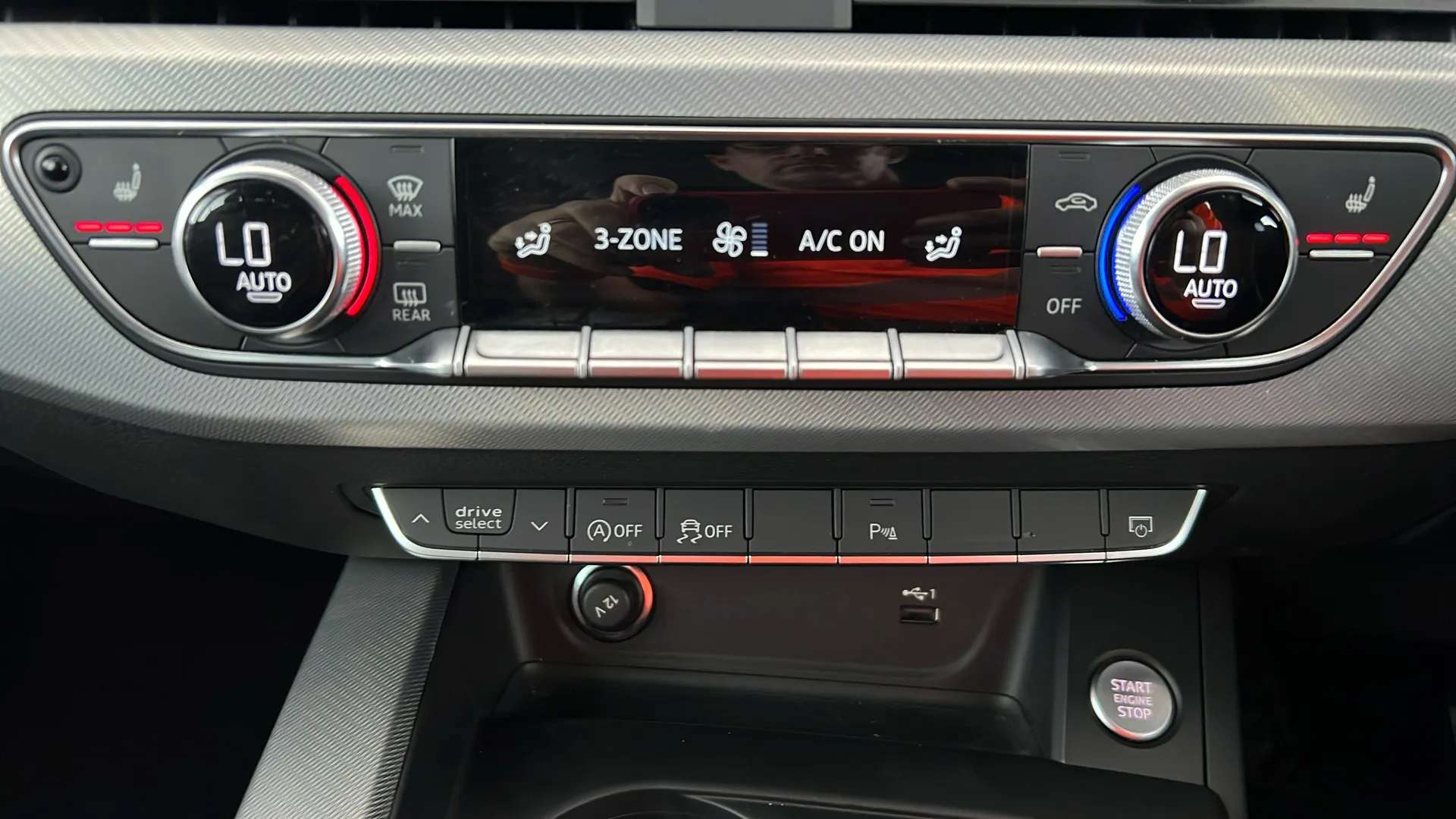 2023 AUDI A4 2023 AUDI A4