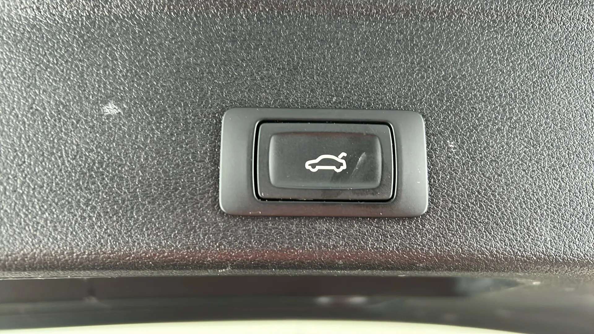 2023 AUDI A4 2023 AUDI A4