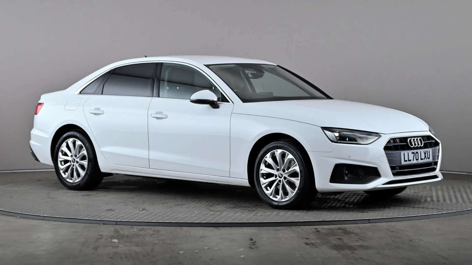 A 2021 AUDI A4 35 TDI Technik S Tronic A 2021 AUDI A4 35 TDI Technik S Tronic