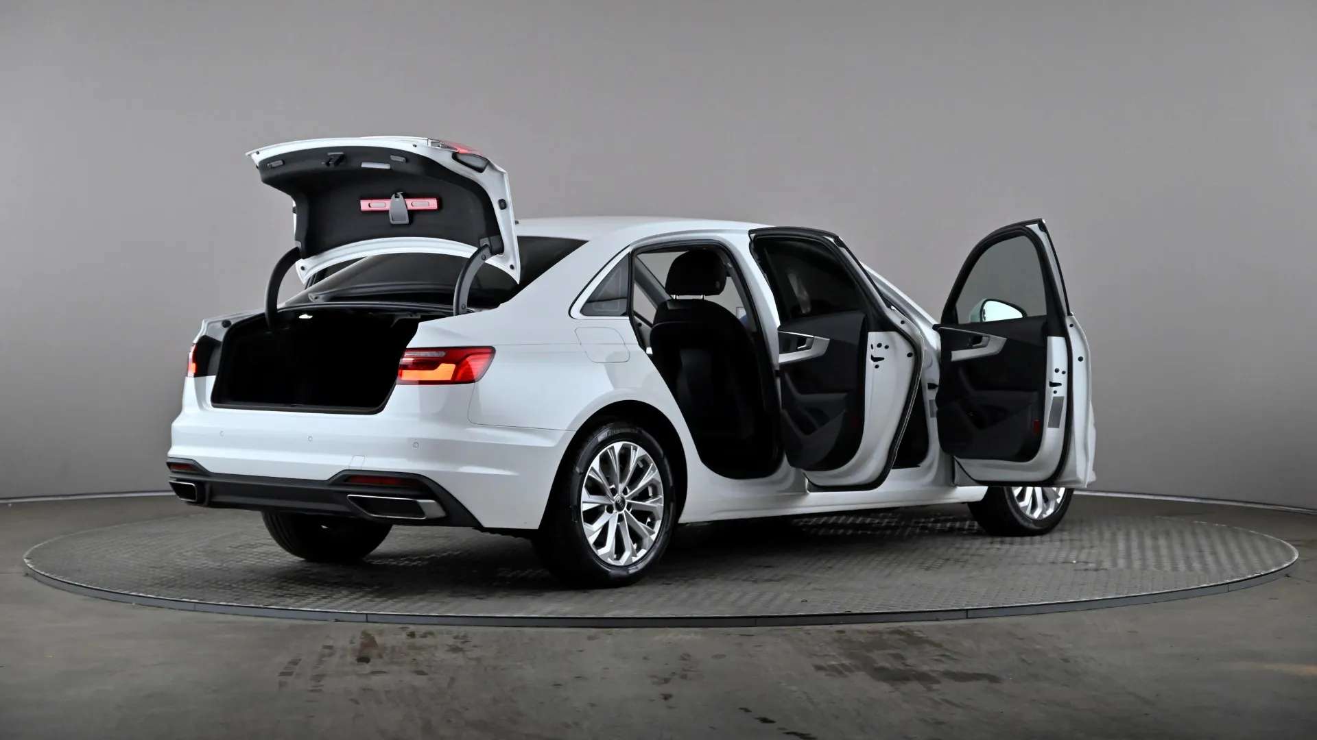 2021 AUDI A4 2021 AUDI A4