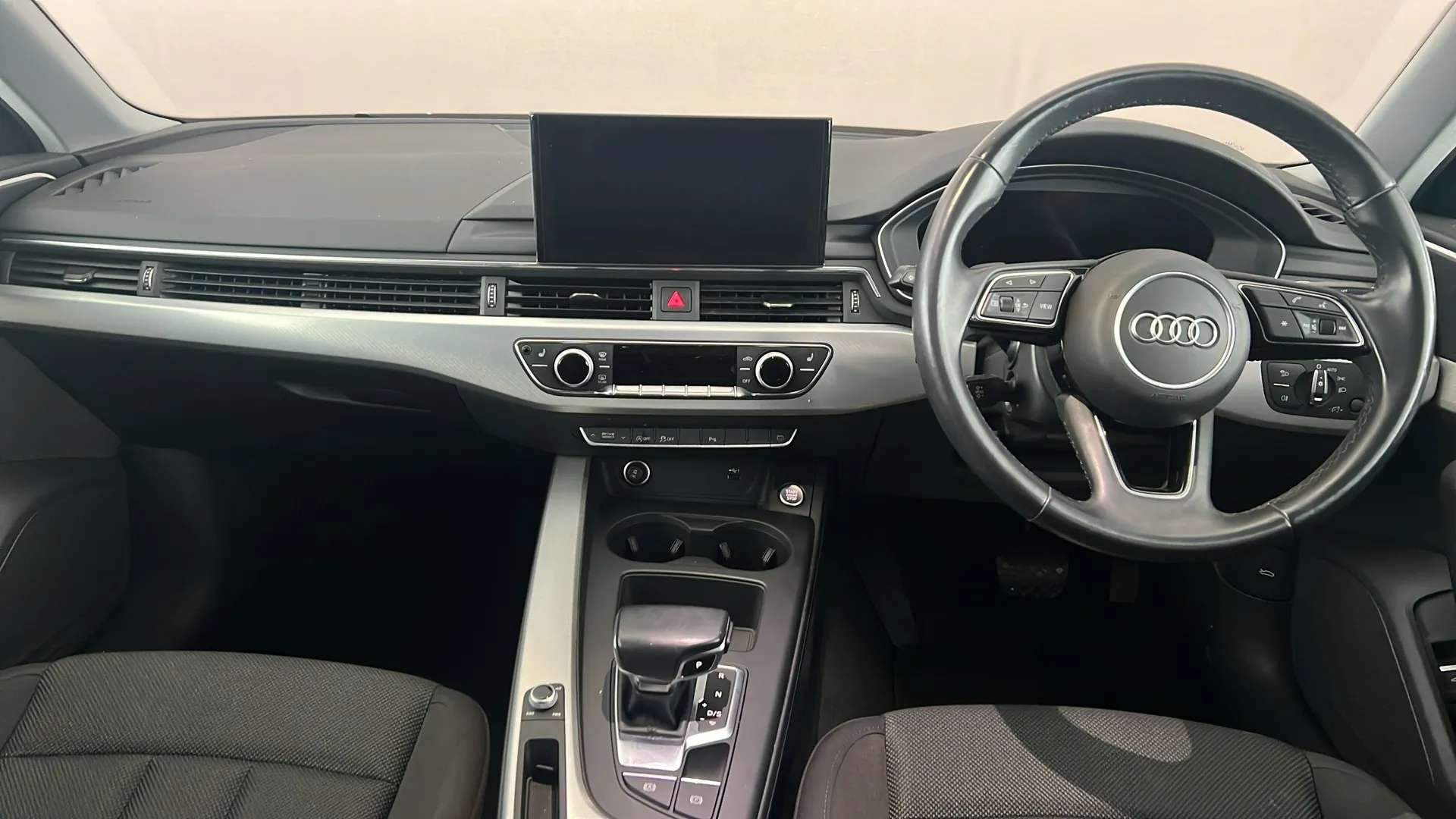 2021 AUDI A4 2021 AUDI A4