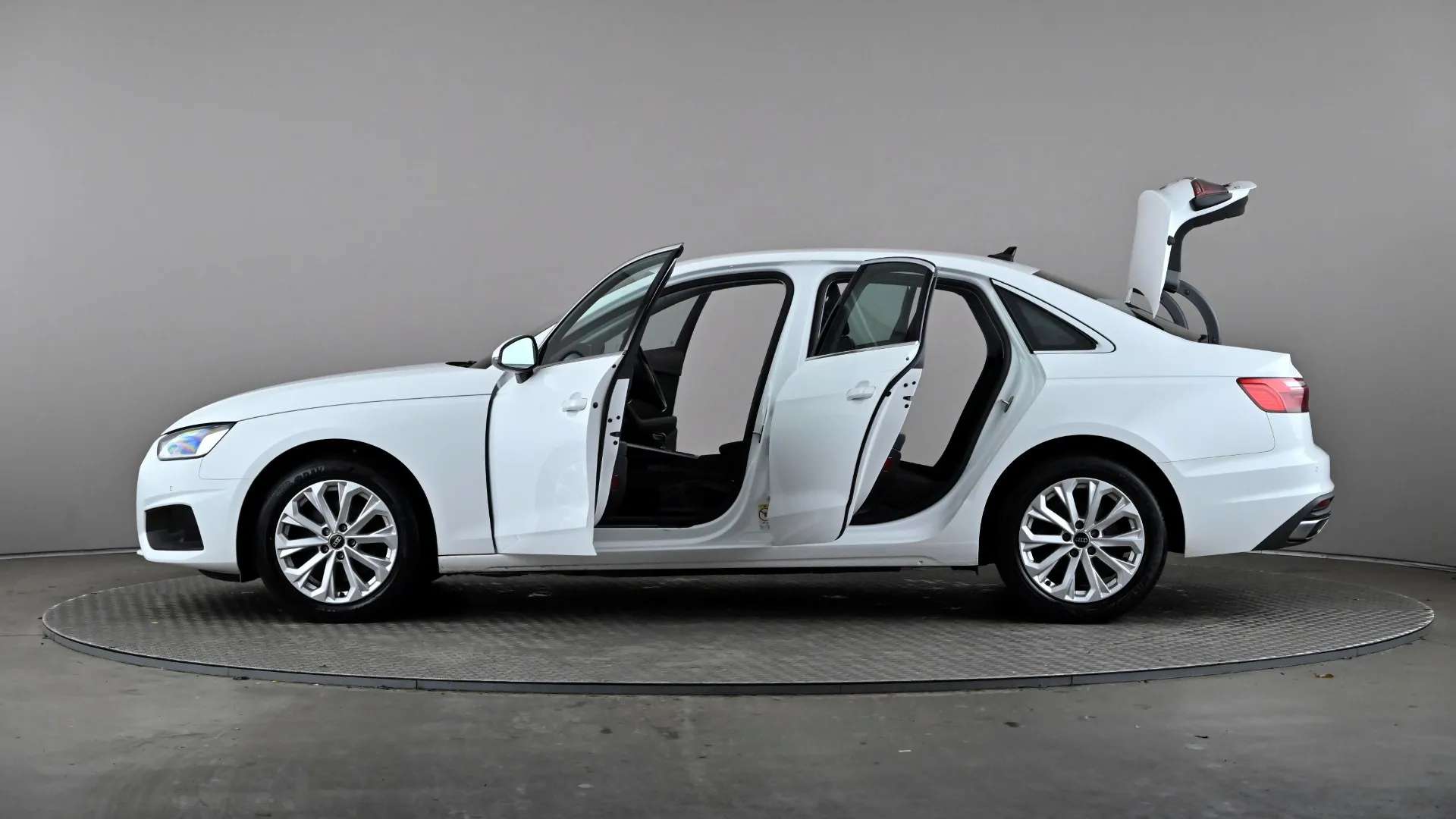 2022 AUDI A4 2022 AUDI A4