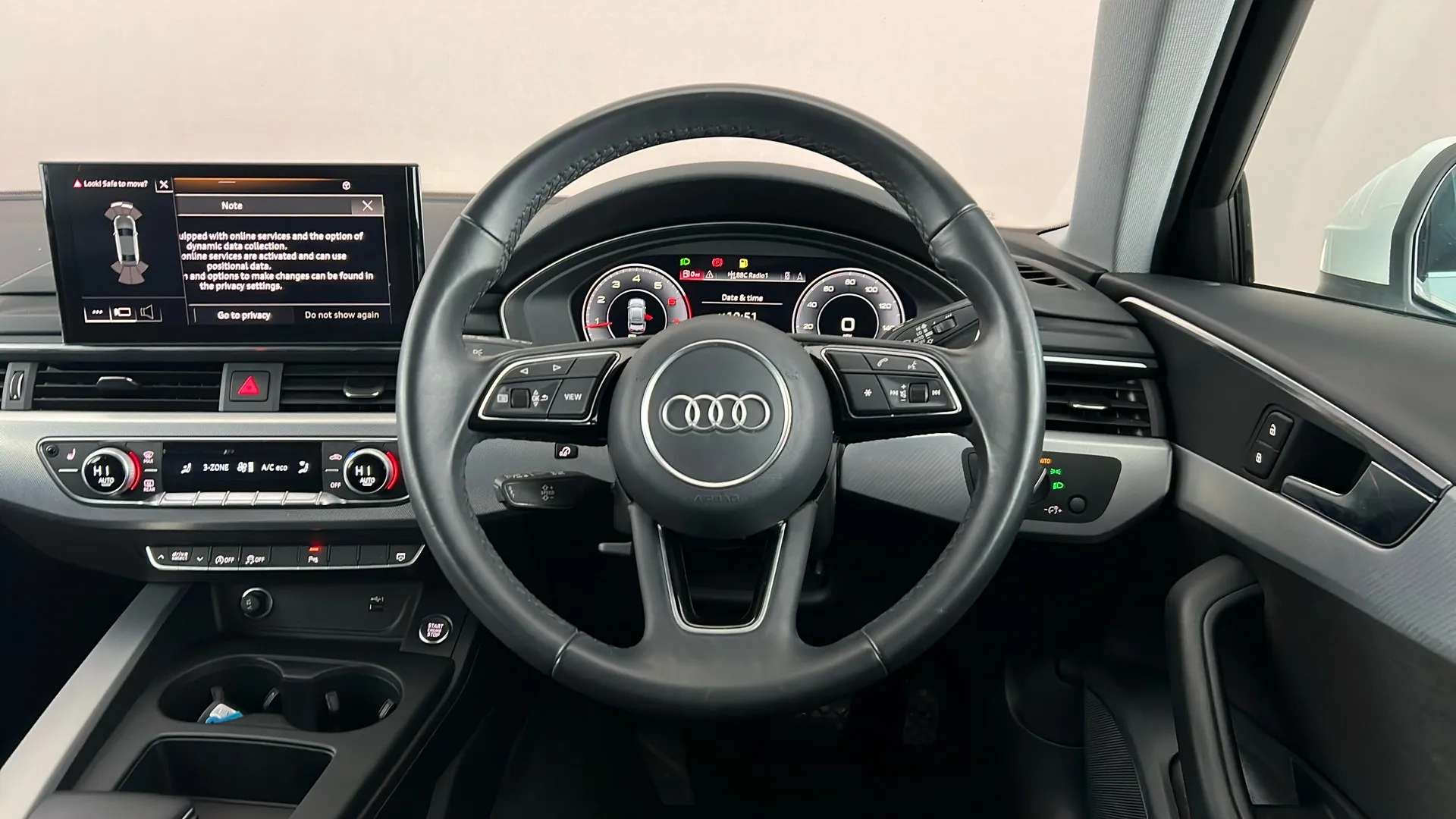 2022 AUDI A4 2022 AUDI A4