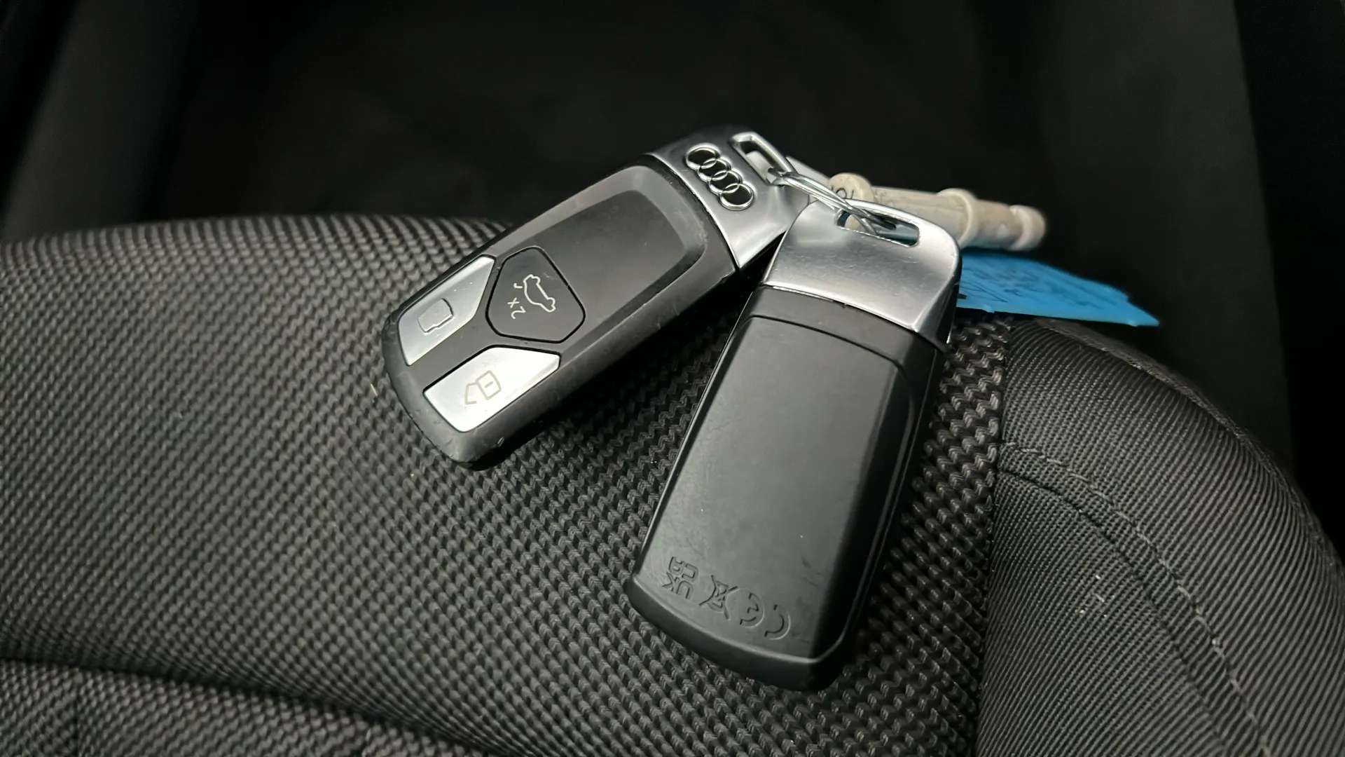 2022 AUDI A4 2022 AUDI A4