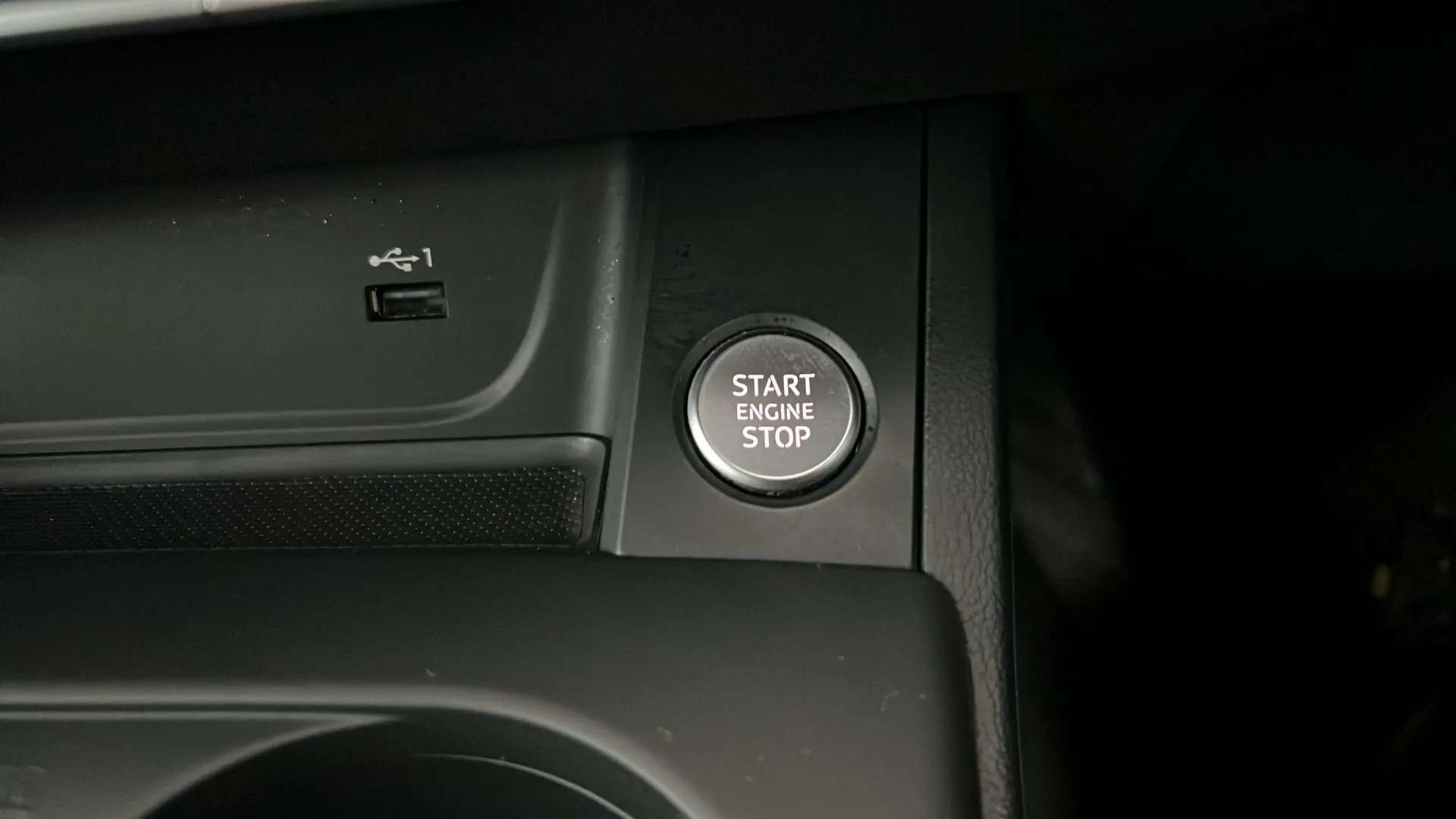 2022 AUDI A4 2022 AUDI A4