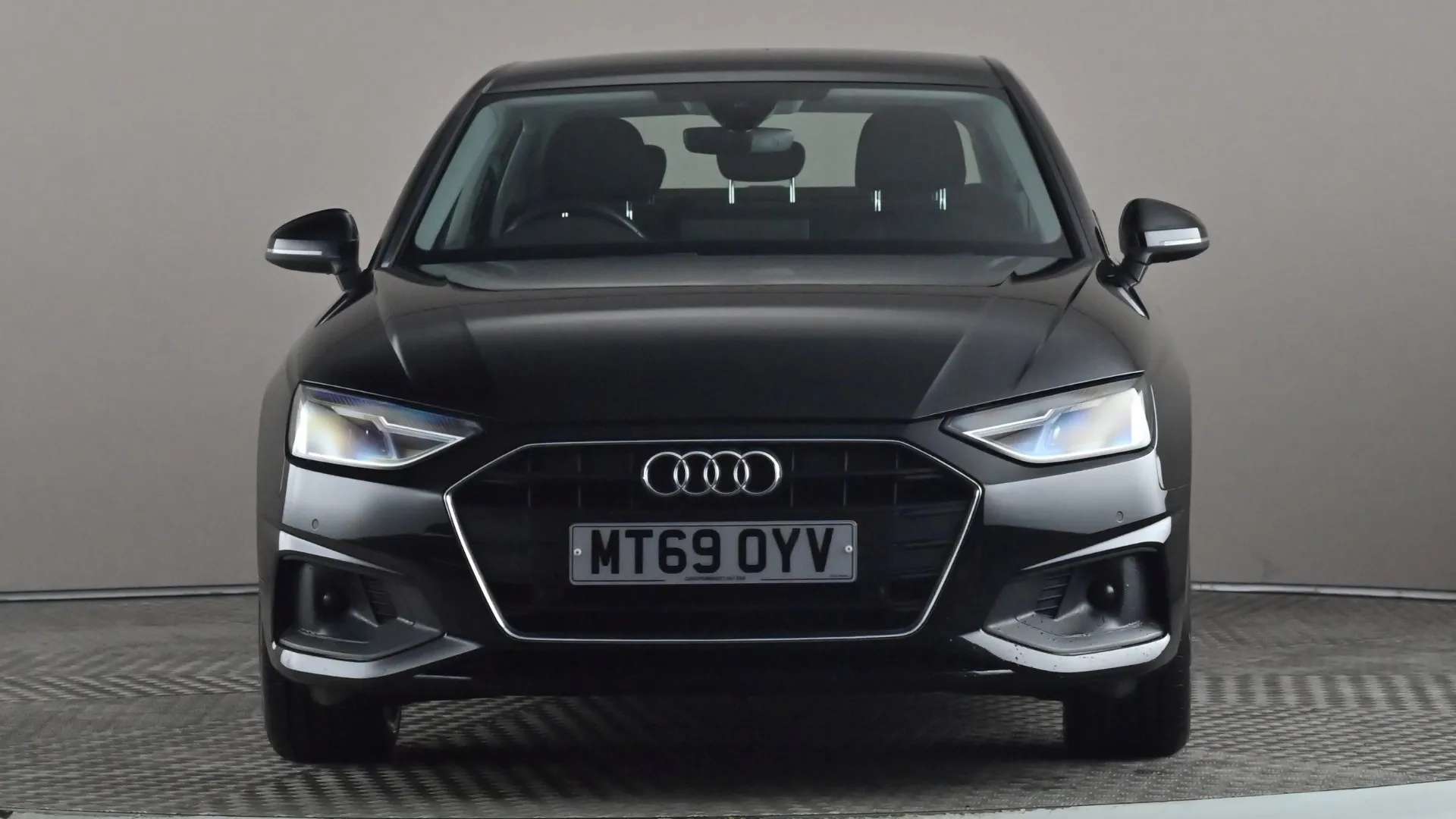 A 2019 AUDI A4 30 TDI Technik S Tronic A 2019 AUDI A4 30 TDI Technik S Tronic
