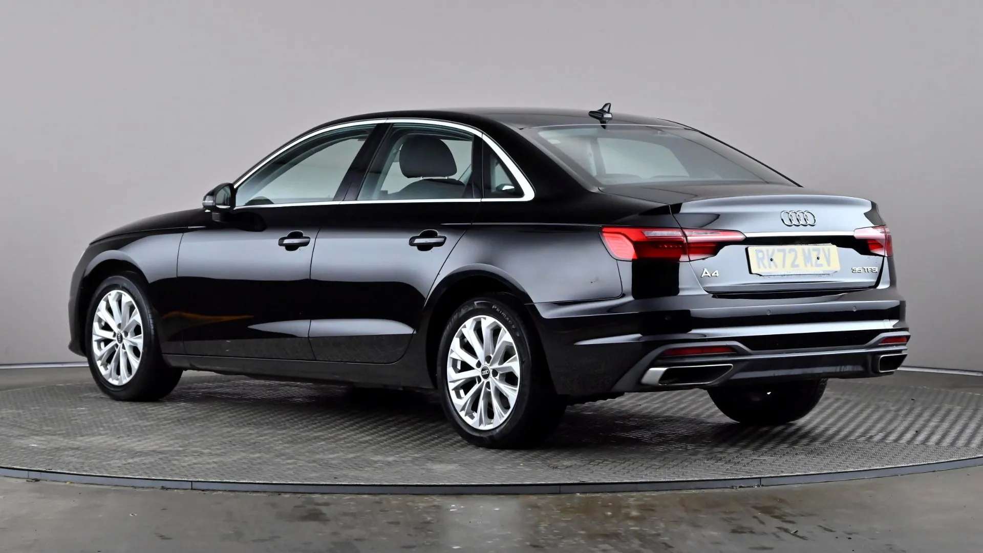 A 2022 AUDI A4 35 TFSI Technik S Tronic A 2022 AUDI A4 35 TFSI Technik S Tronic