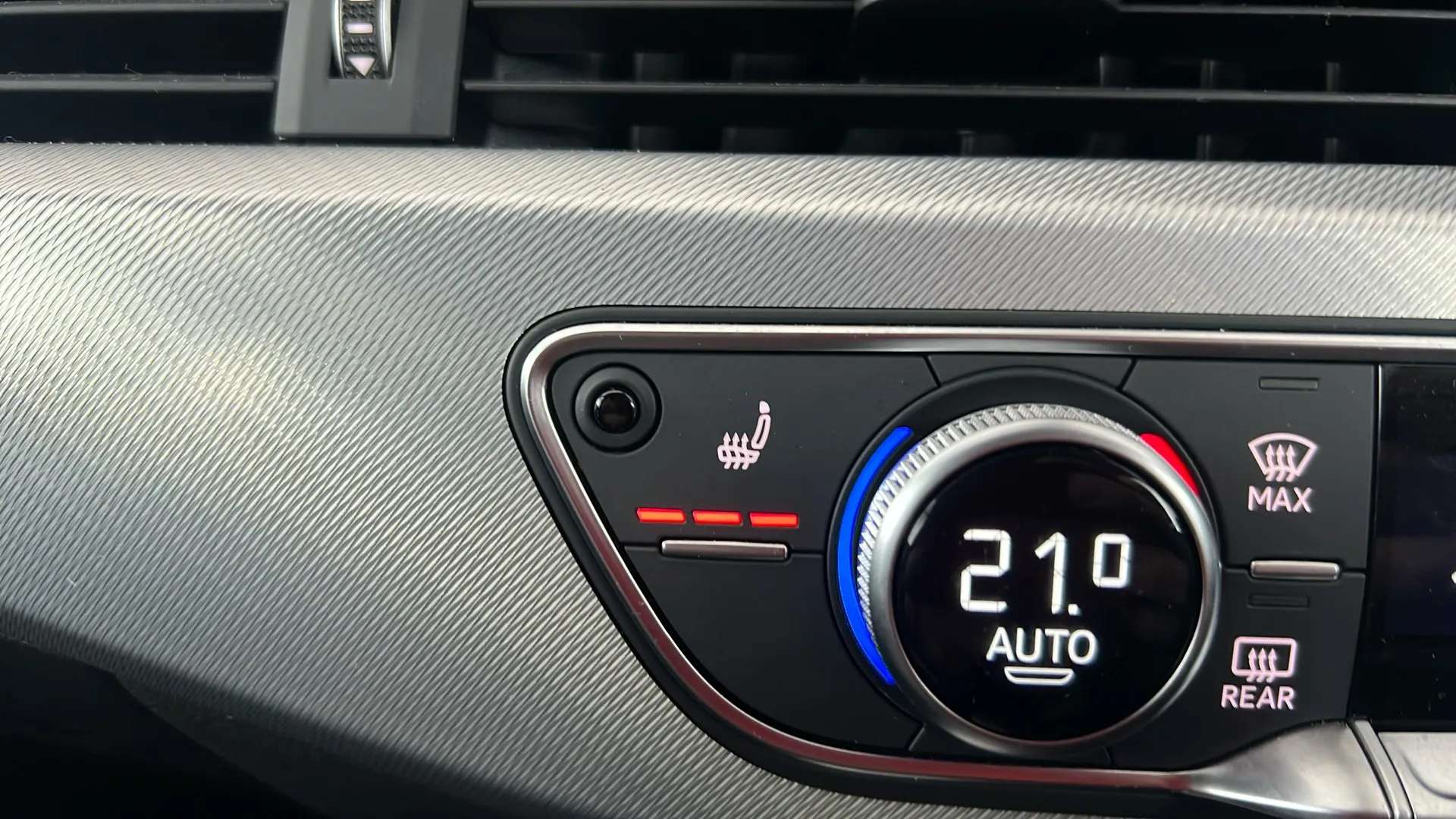 2022 AUDI A4 2022 AUDI A4