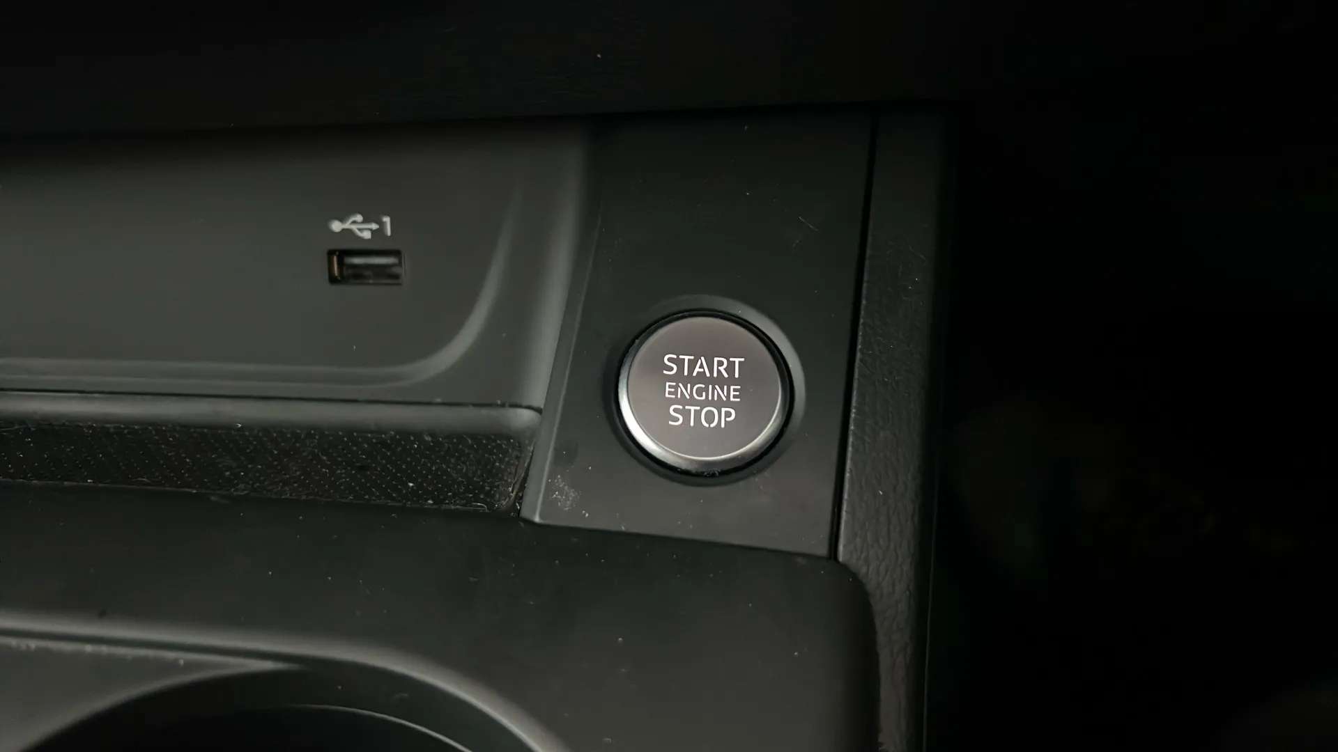 2022 AUDI A4 2022 AUDI A4