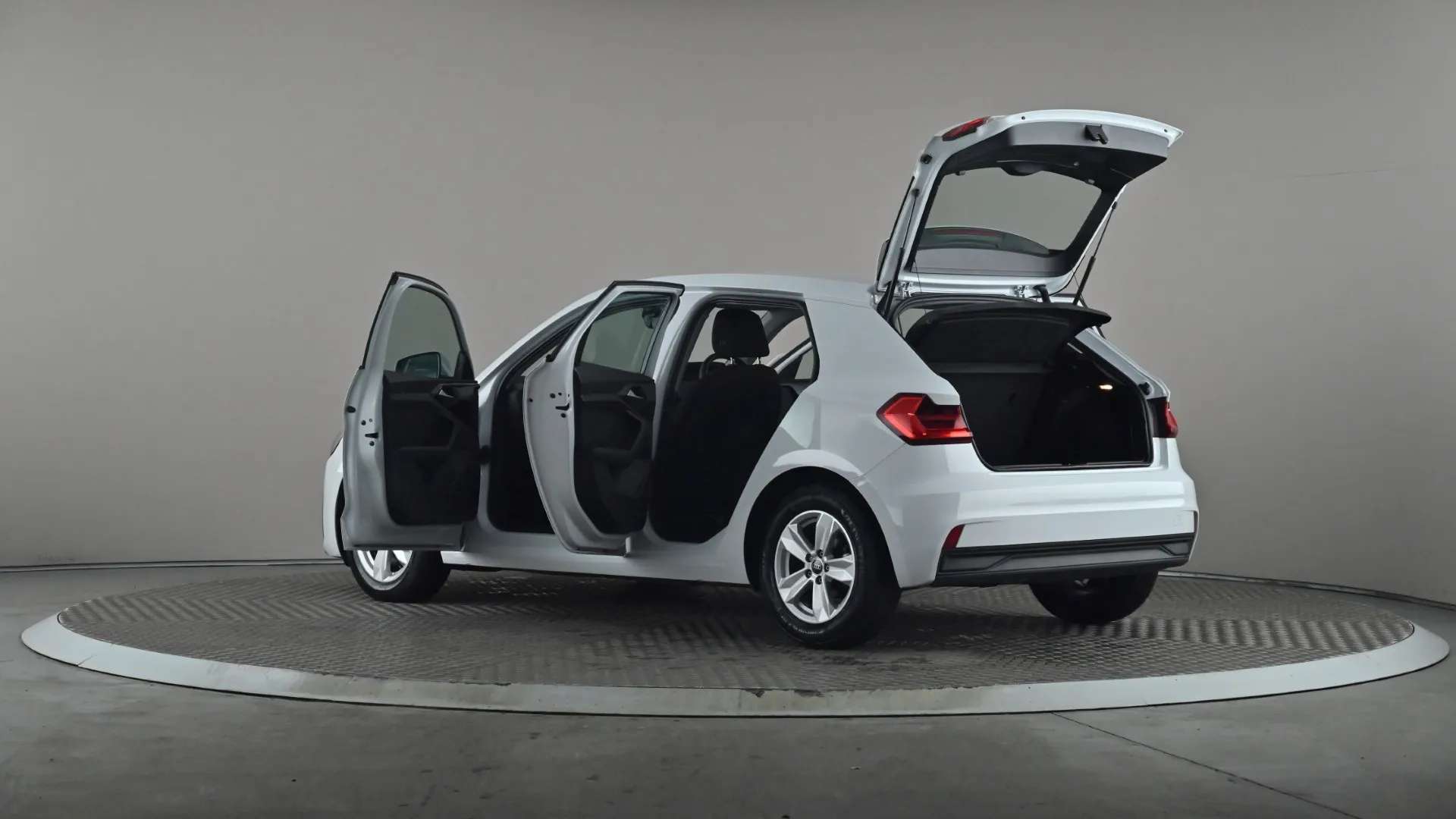 2023 AUDI A1 2023 AUDI A1