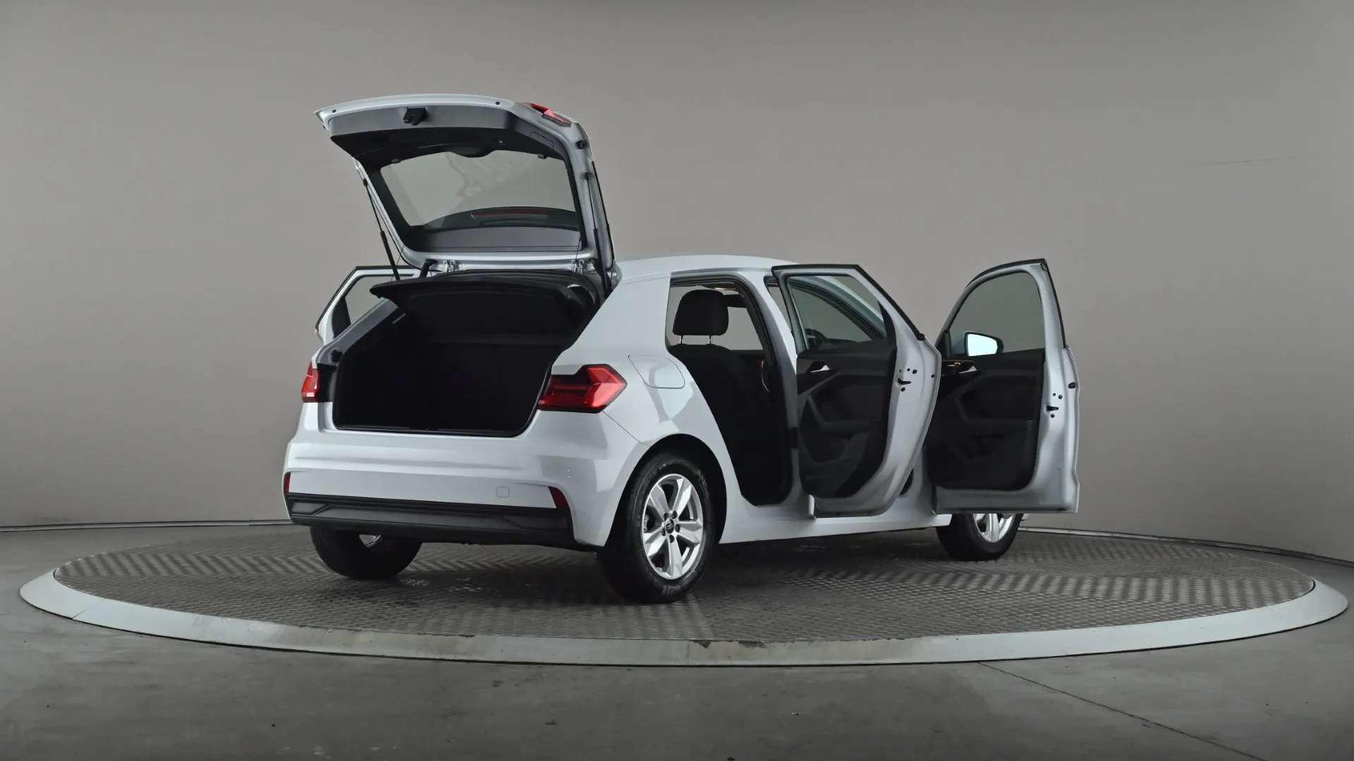 2023 AUDI A1 2023 AUDI A1