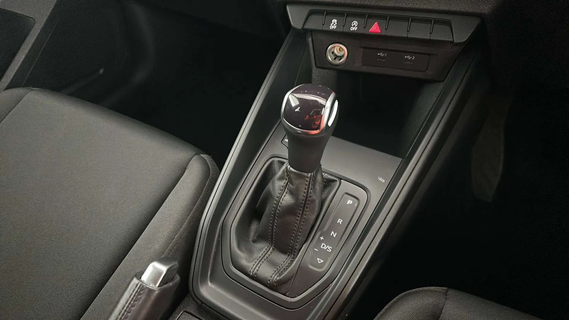 2023 AUDI A1 2023 AUDI A1