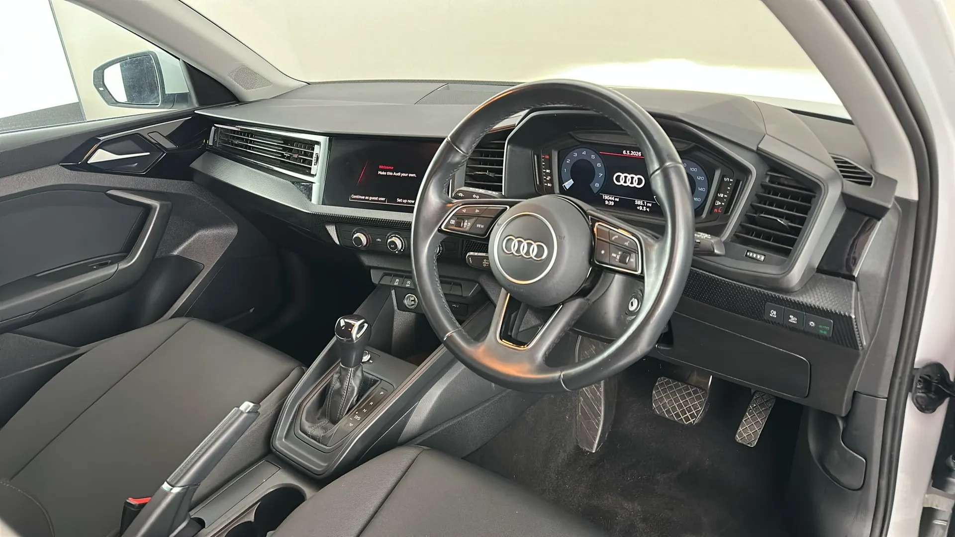 2023 AUDI A1 2023 AUDI A1