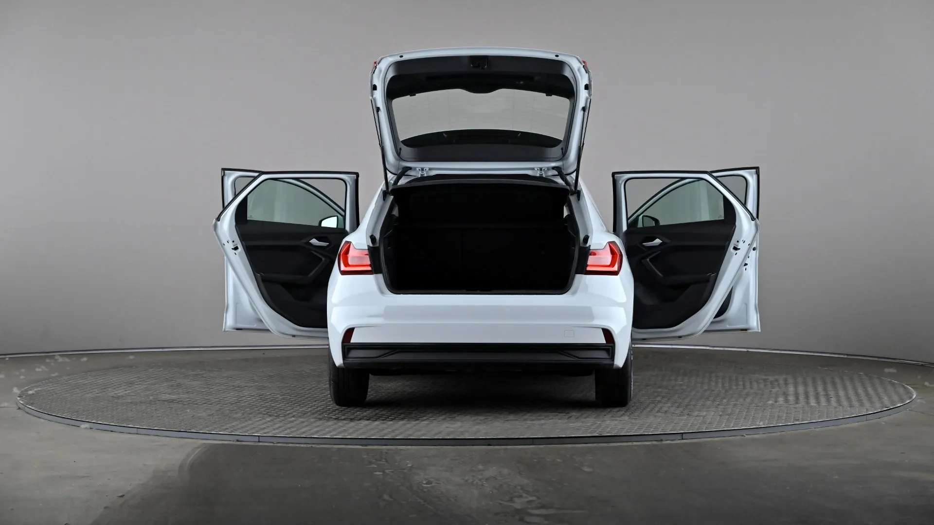 2023 AUDI A1 2023 AUDI A1