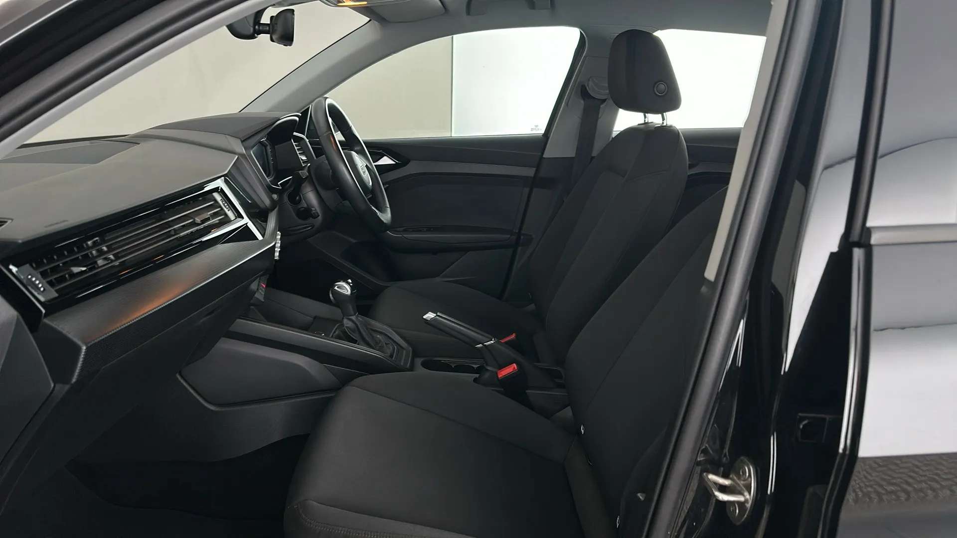 2023 AUDI A1 2023 AUDI A1