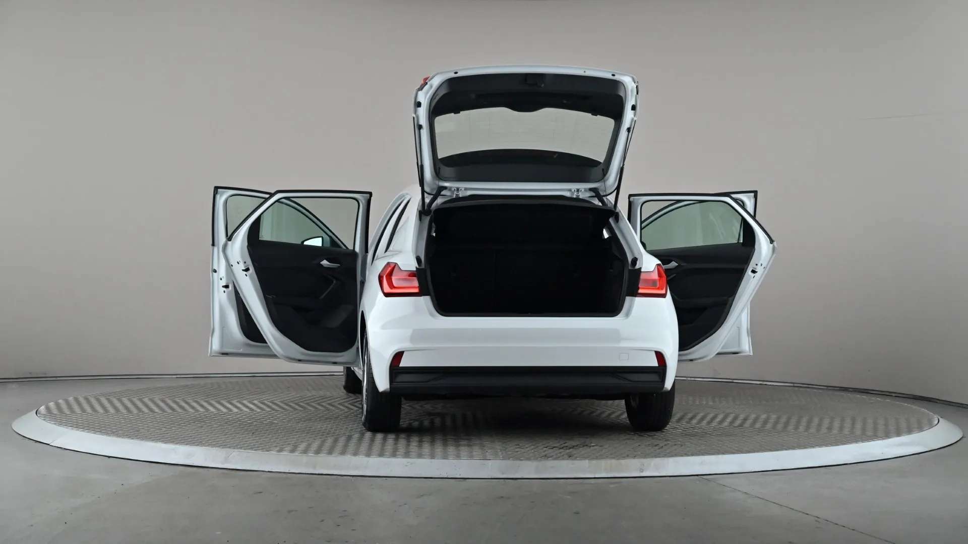 2023 AUDI A1 2023 AUDI A1