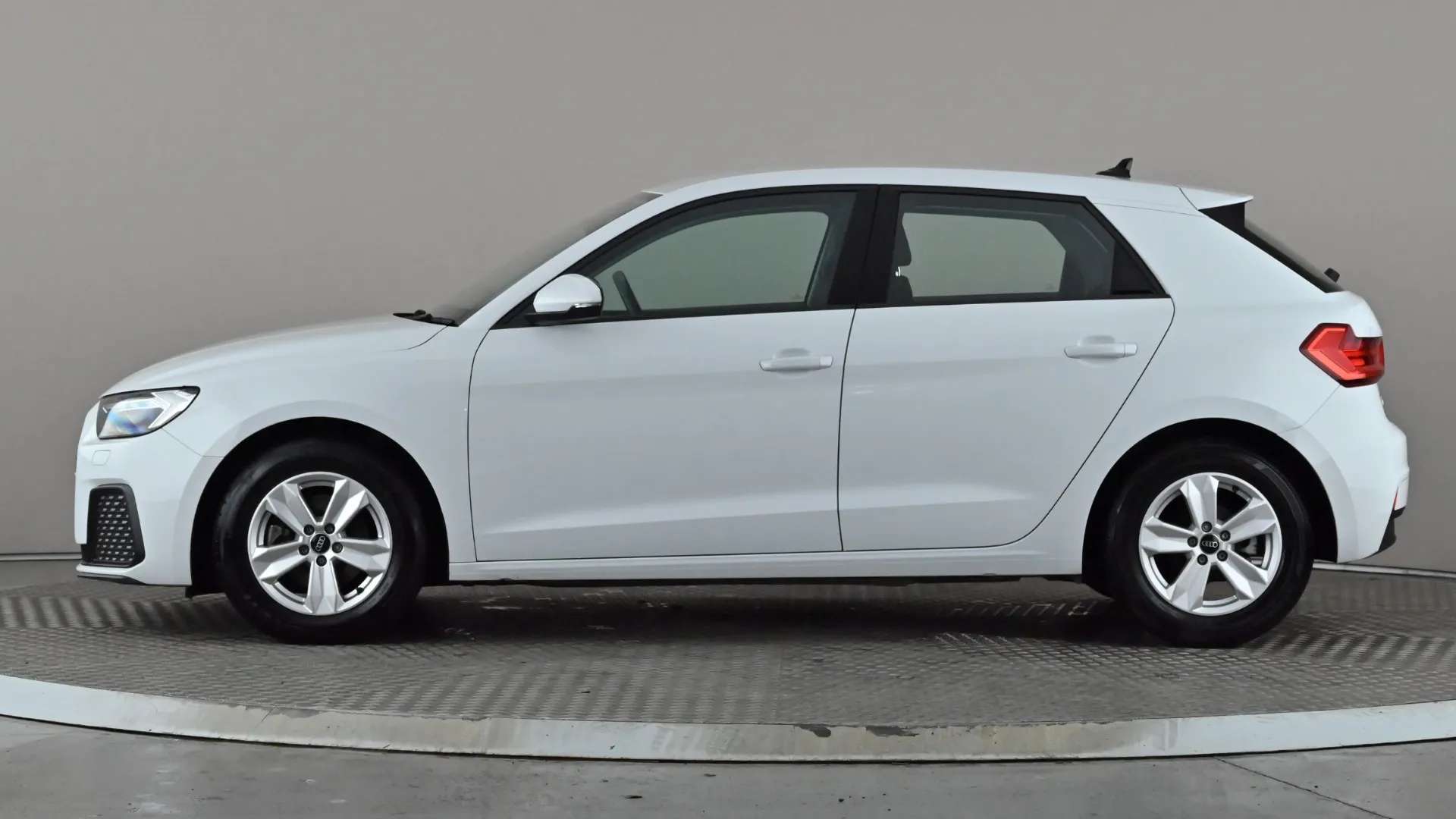 A 2023 AUDI A1 30 TFSI 110 Technik S Tronic A 2023 AUDI A1 30 TFSI 110 Technik S Tronic