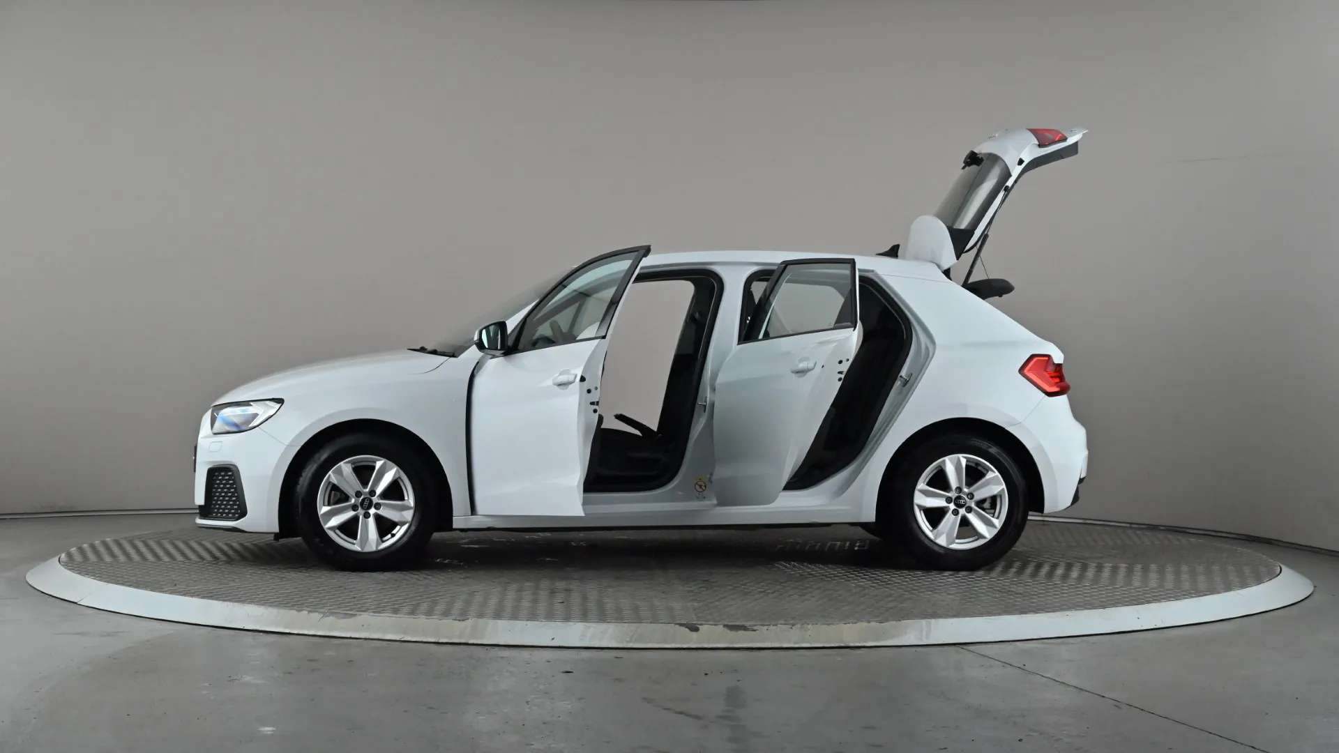 2023 AUDI A1 2023 AUDI A1