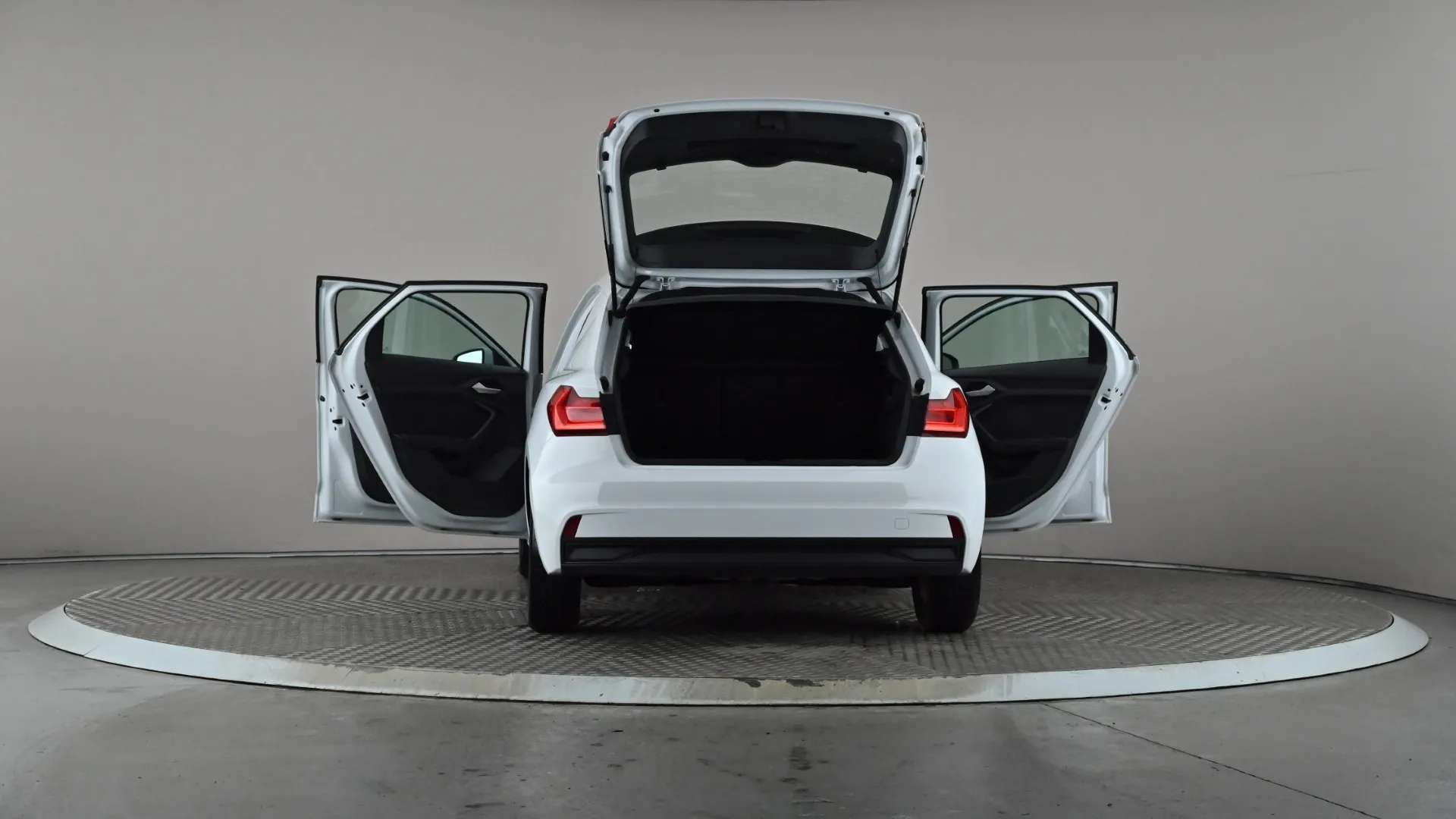 2023 AUDI A1 2023 AUDI A1
