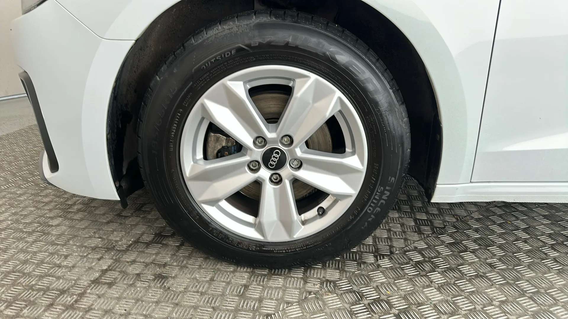 2023 AUDI A1 2023 AUDI A1