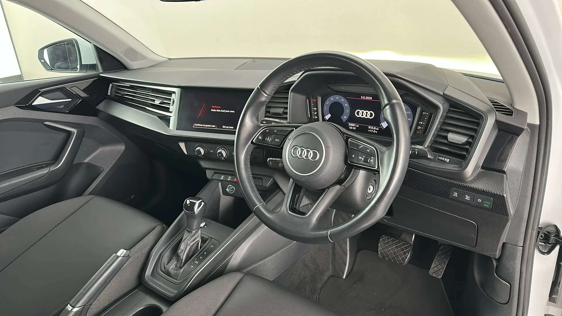 2023 AUDI A1 2023 AUDI A1