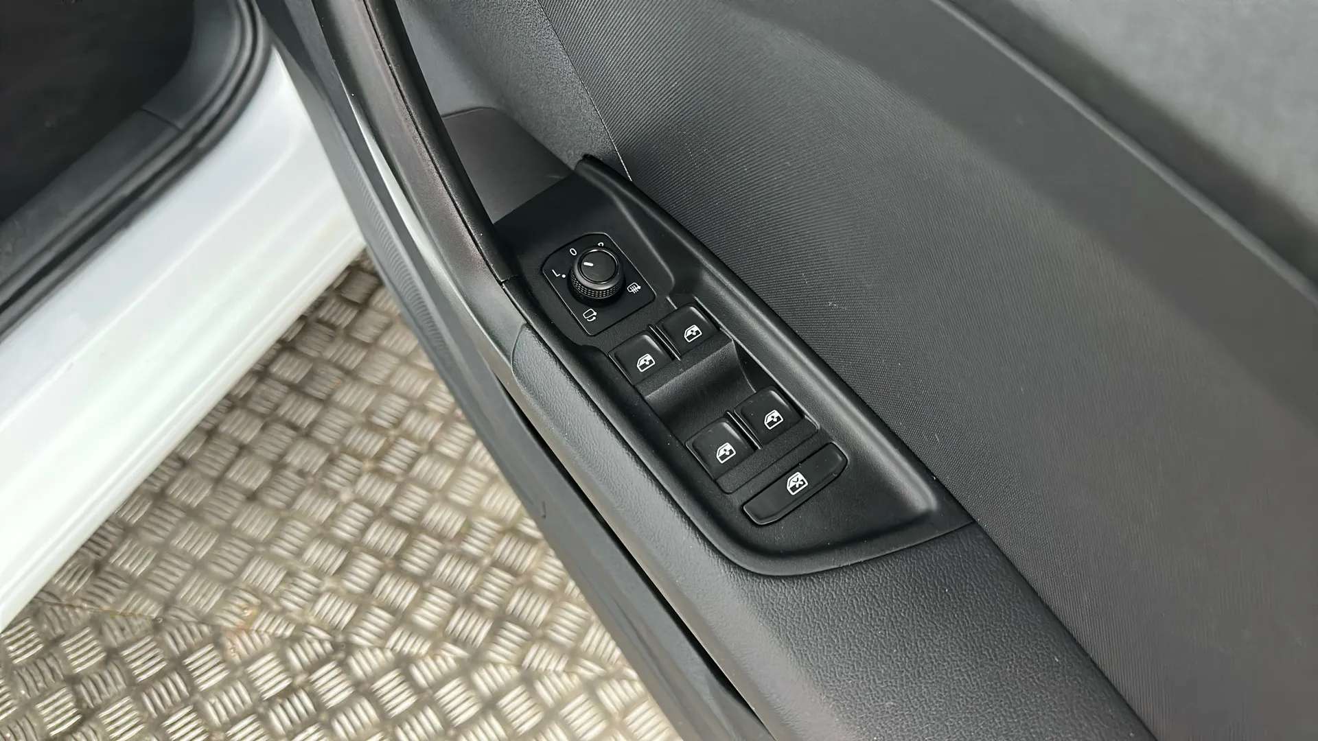 2023 AUDI A1 2023 AUDI A1