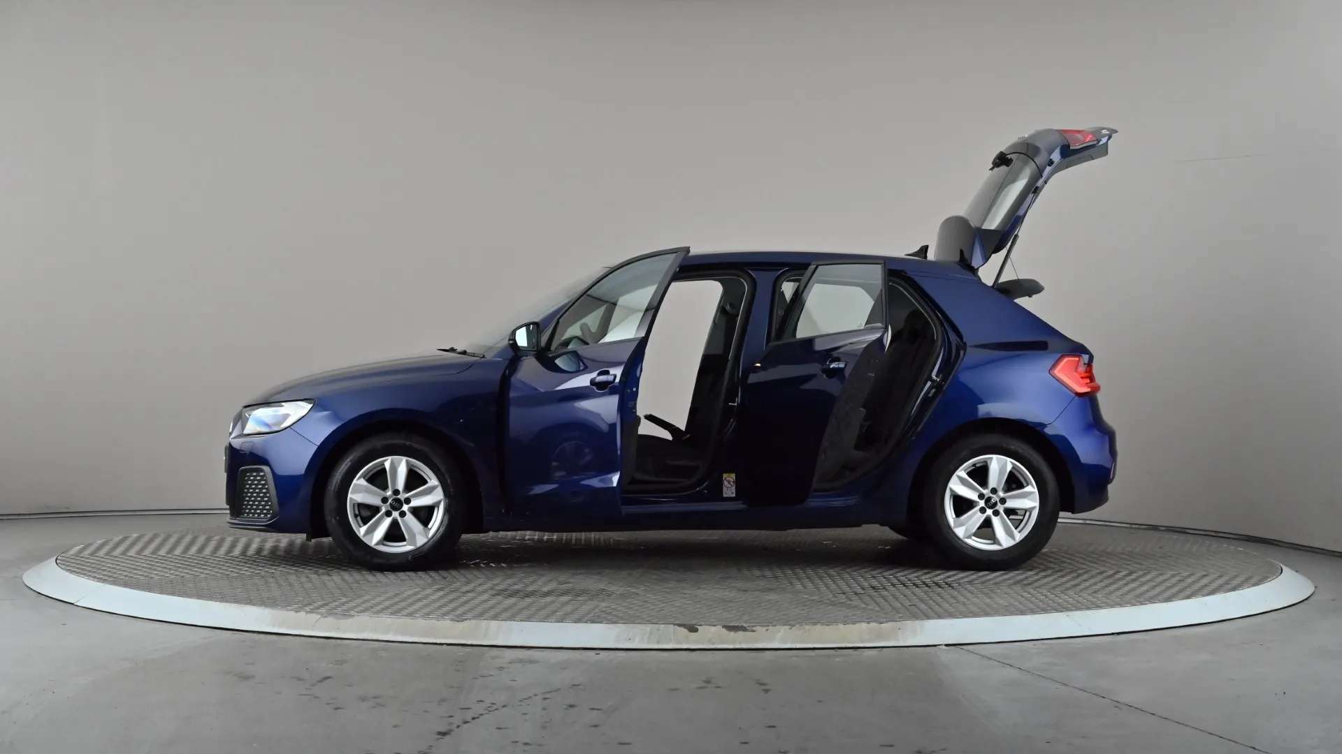 2023 AUDI A1 2023 AUDI A1