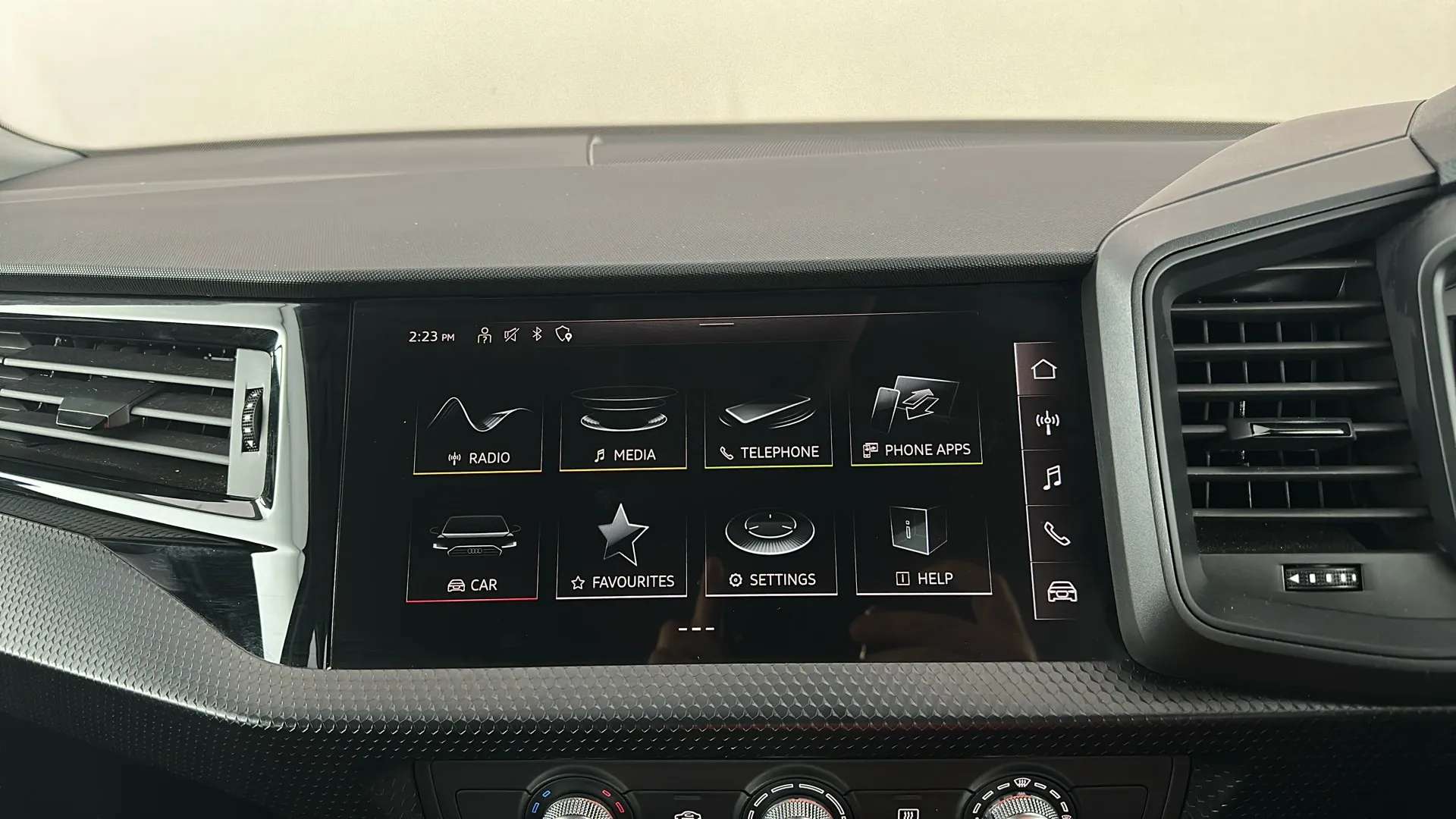 2023 AUDI A1 2023 AUDI A1