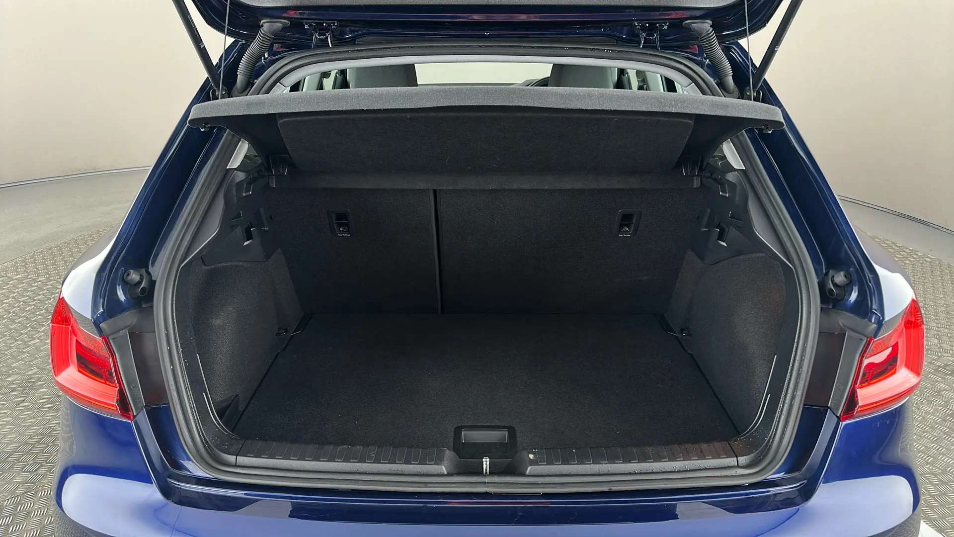 2023 AUDI A1 2023 AUDI A1