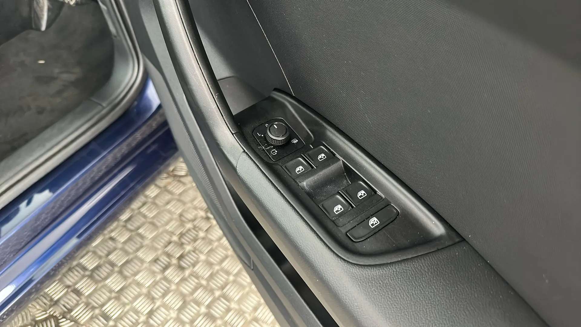 2023 AUDI A1 2023 AUDI A1
