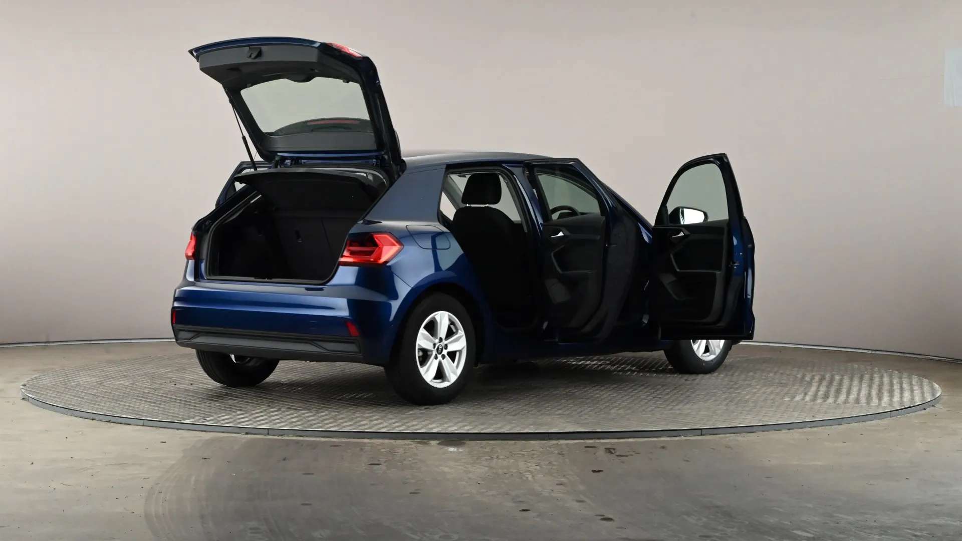 2023 AUDI A1 2023 AUDI A1