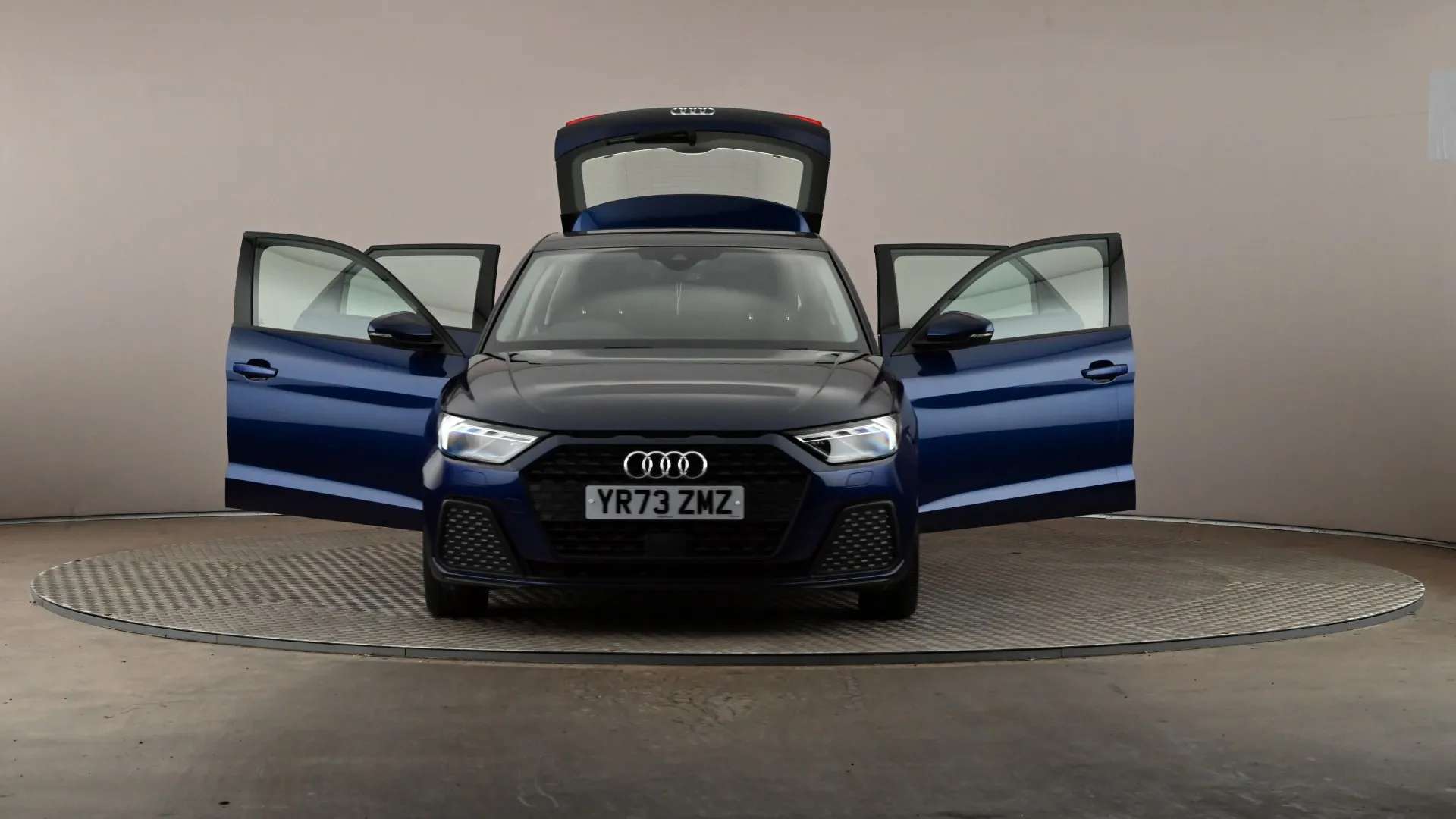 2023 AUDI A1 2023 AUDI A1