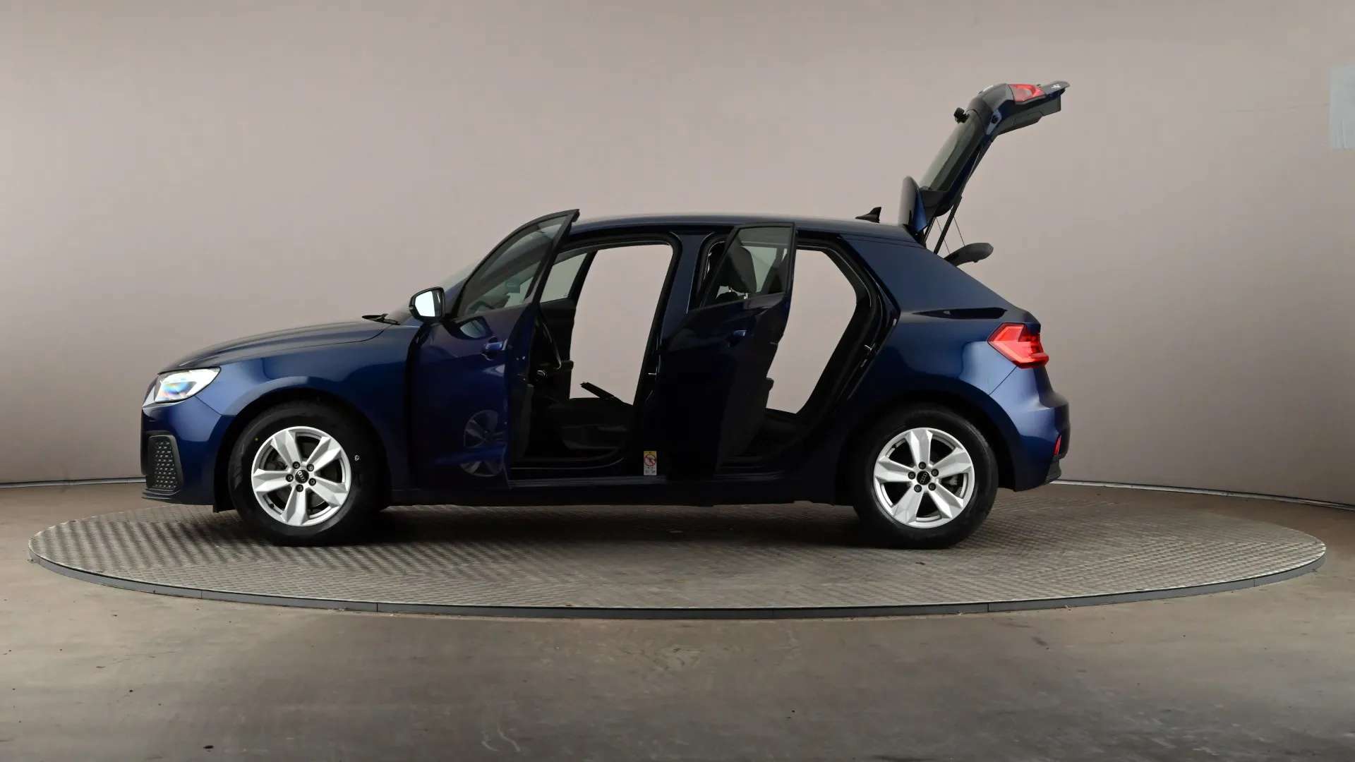 2023 AUDI A1 2023 AUDI A1