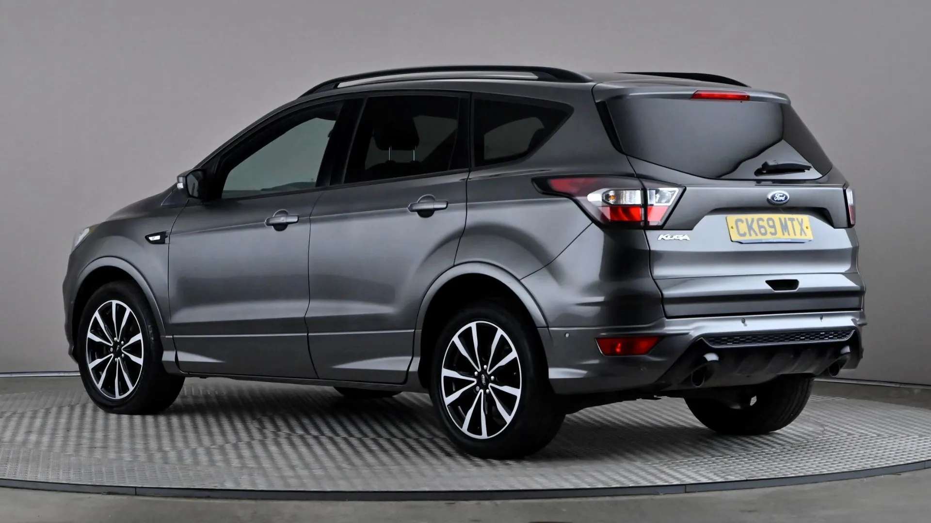 A 2019 FORD KUGA 2.0 TDCi ST-Line 2WD A 2019 FORD KUGA 2.0 TDCi ST-Line 2WD