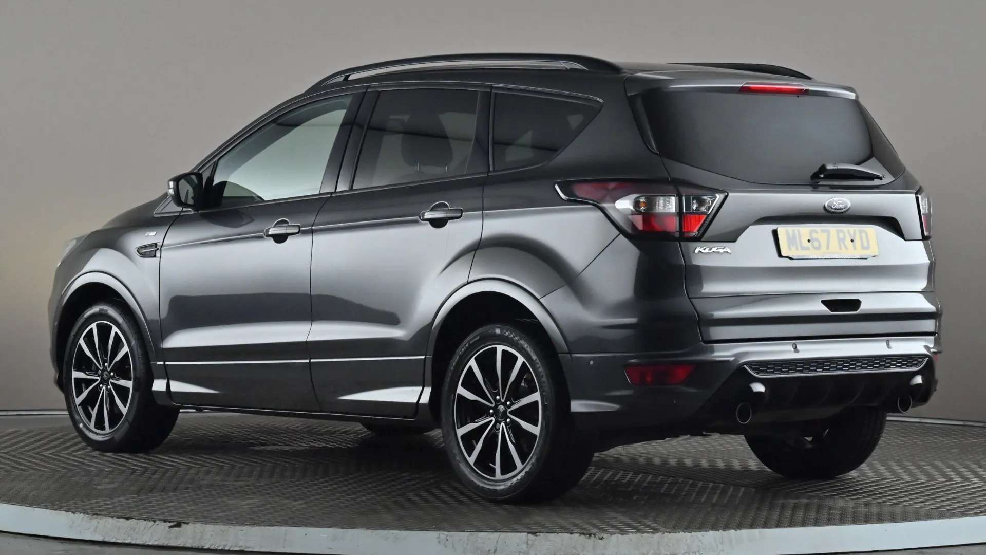 A 2017 FORD KUGA 1.5 TDCi ST-Line 2WD A 2017 FORD KUGA 1.5 TDCi ST-Line 2WD