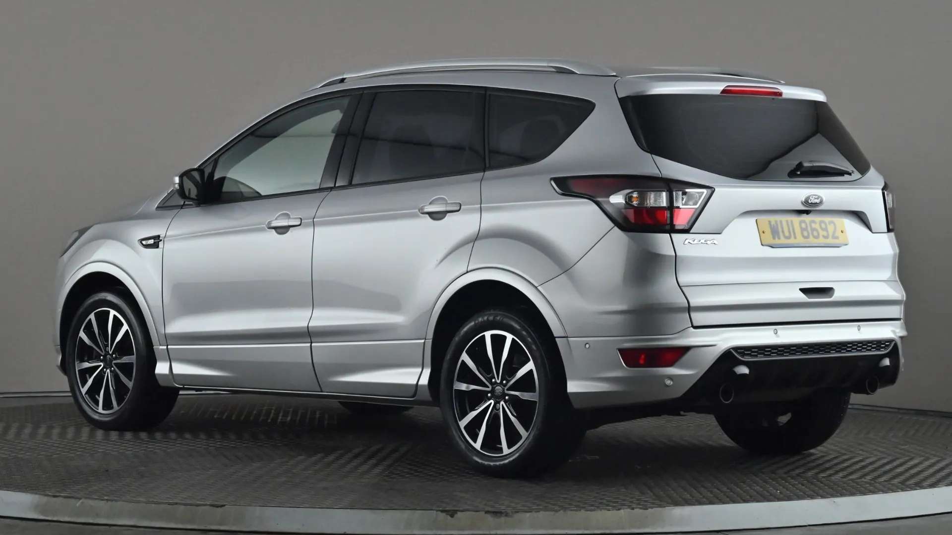 A 2018 FORD KUGA 2.0 TDCi ST-Line 2WD A 2018 FORD KUGA 2.0 TDCi ST-Line 2WD