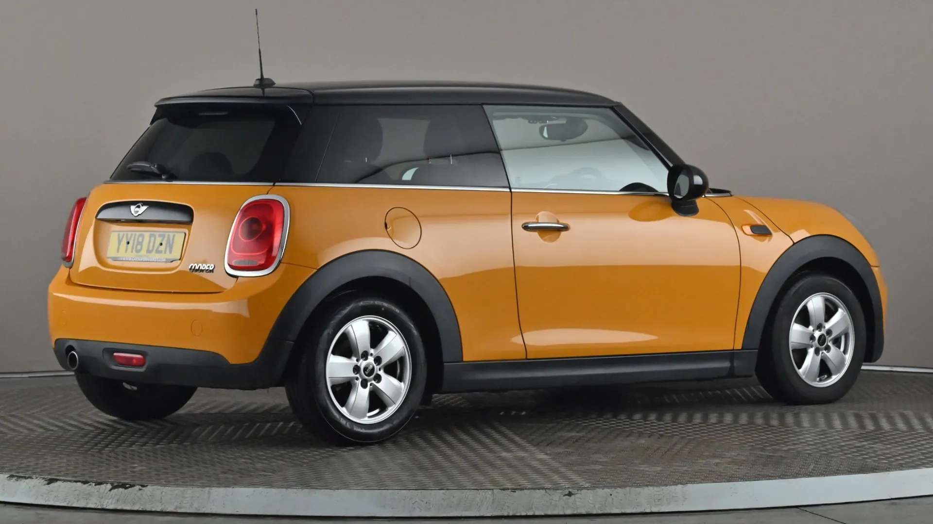 2018 MINI HATCH 2018 MINI HATCH