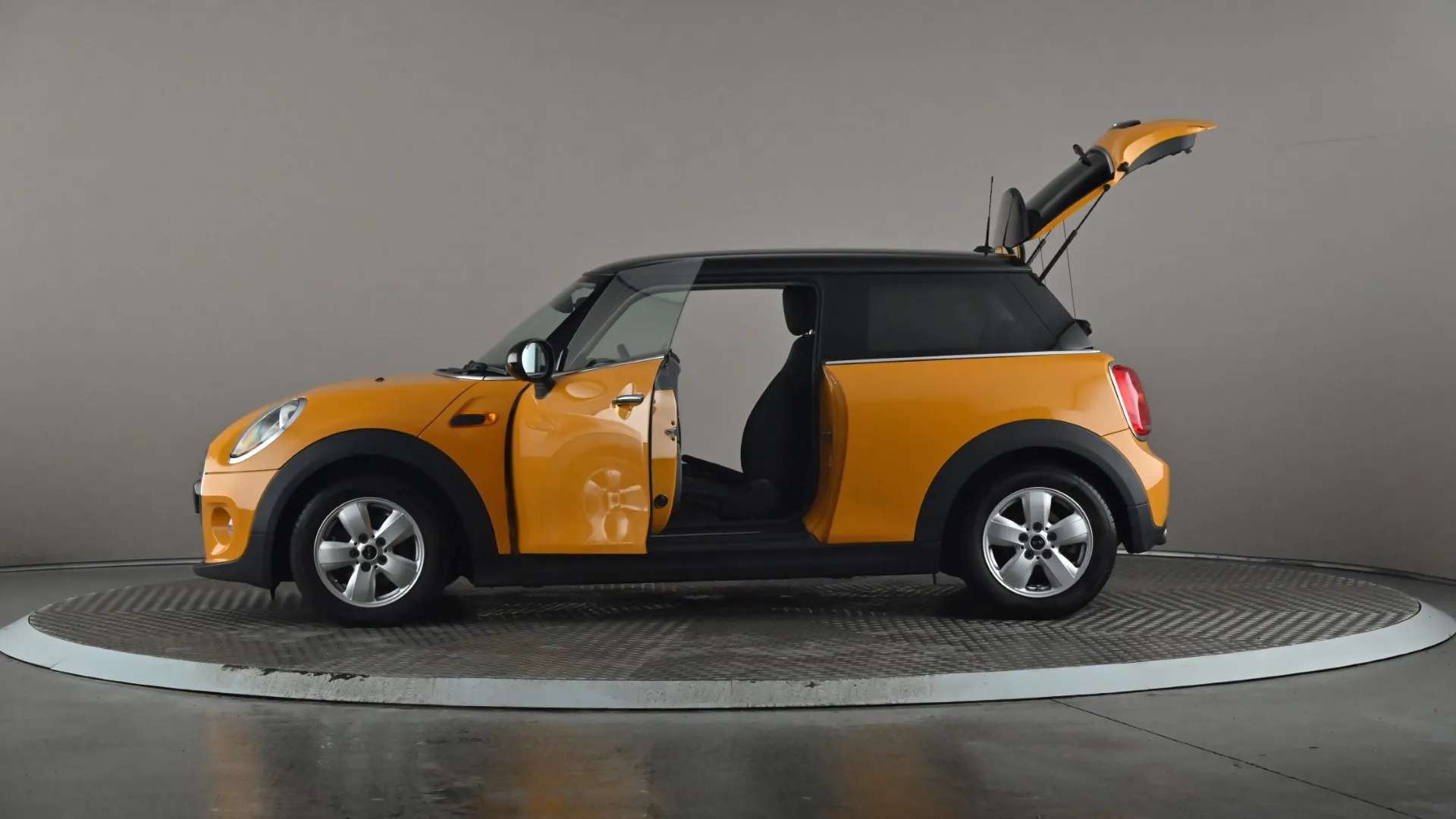 2018 MINI HATCH 2018 MINI HATCH