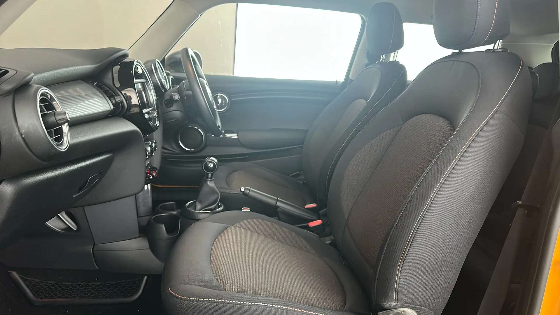 2018 MINI HATCH 2018 MINI HATCH