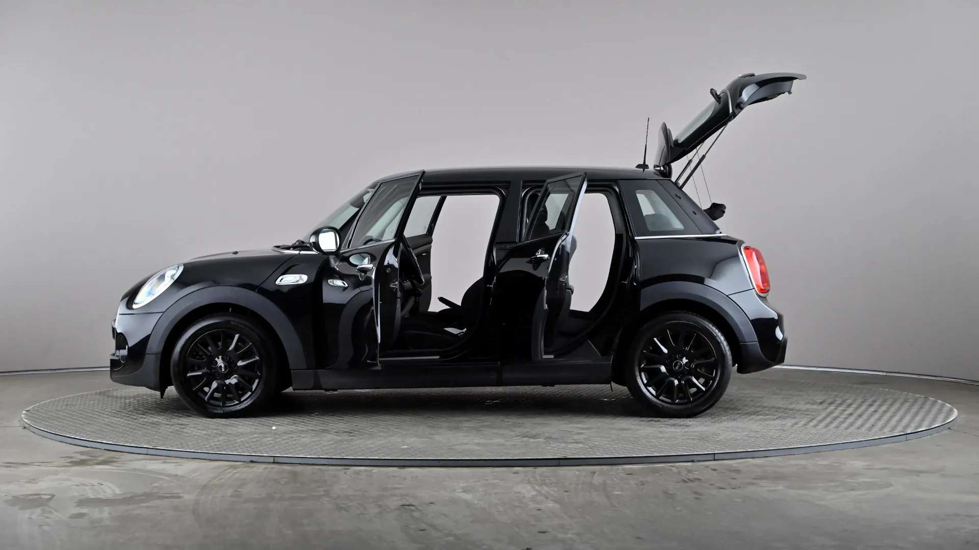 2018 MINI HATCH 2018 MINI HATCH