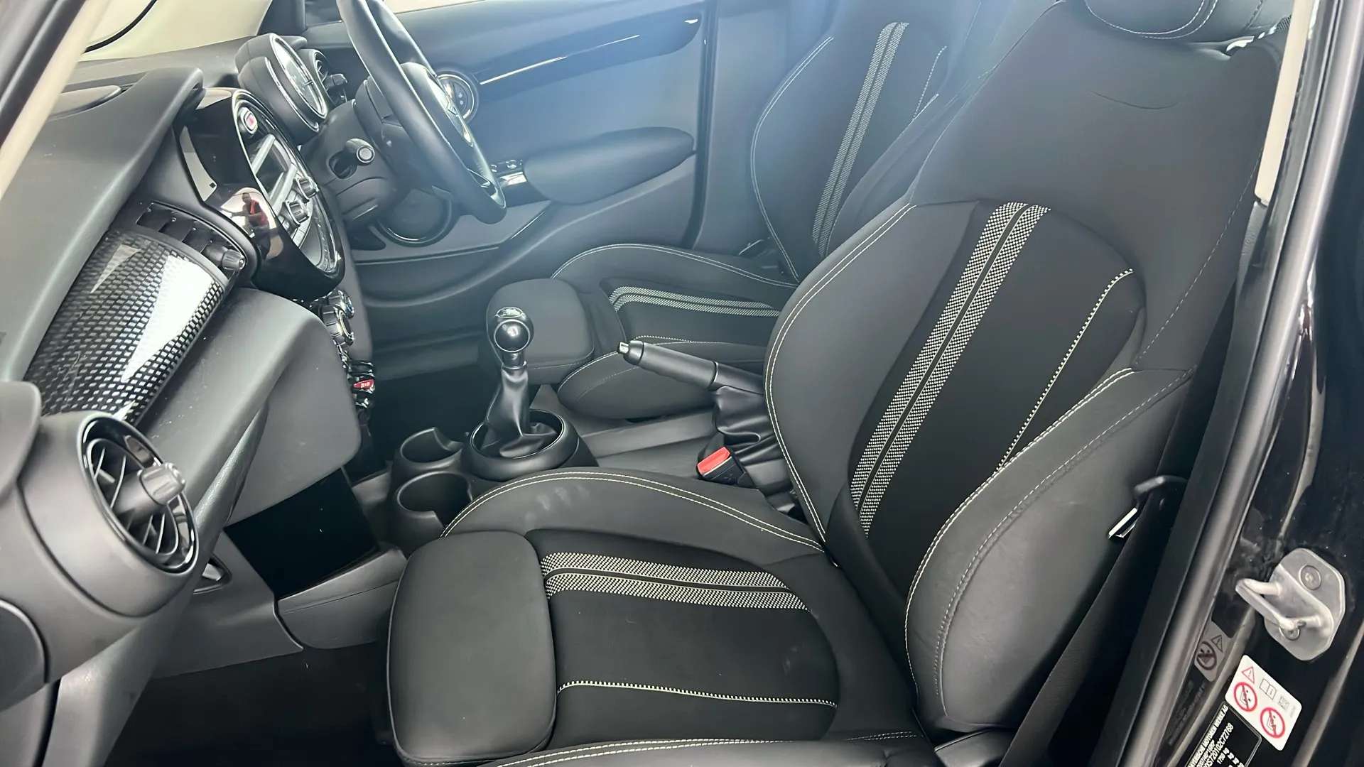 2018 MINI HATCH 2018 MINI HATCH