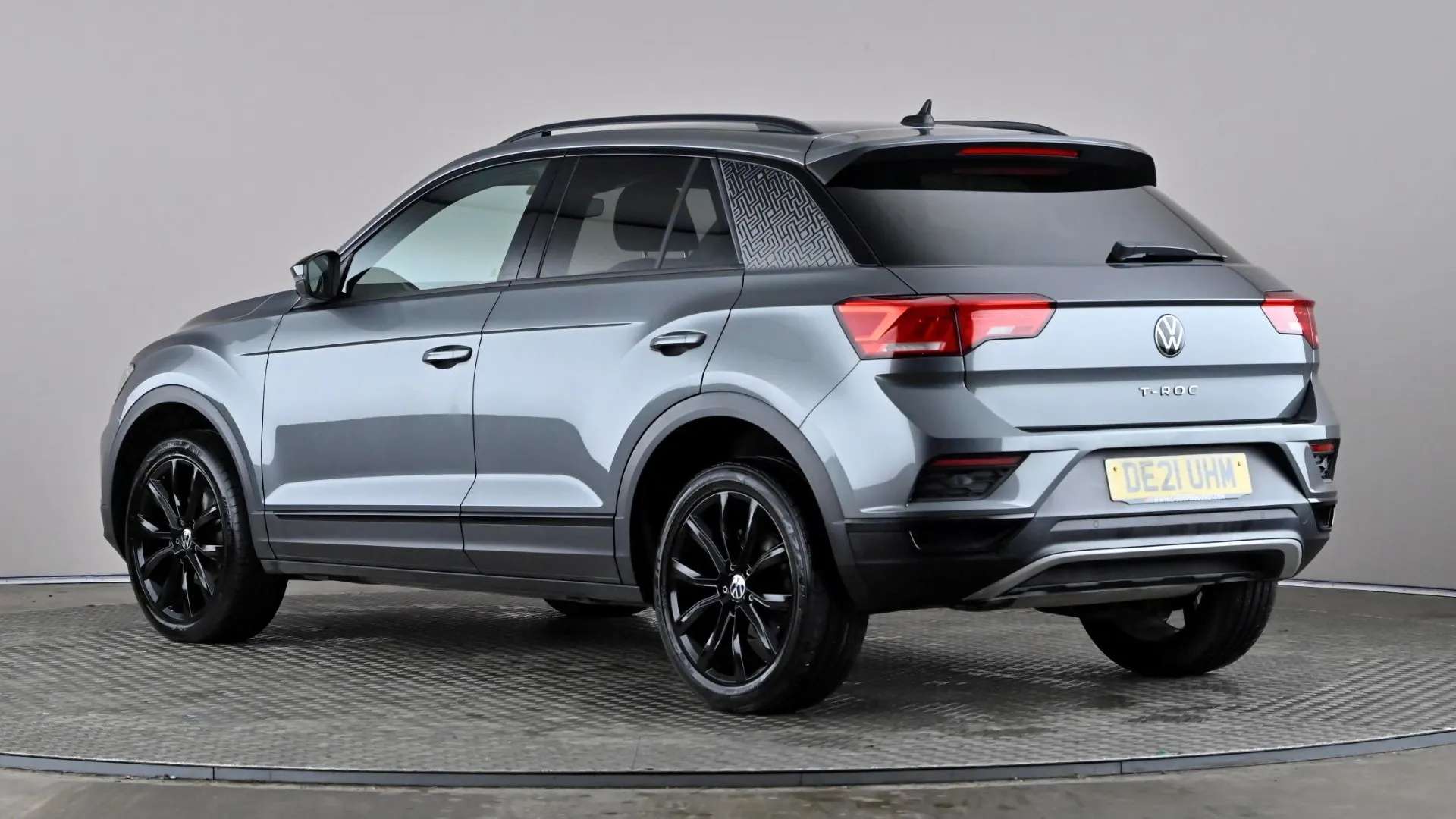 A 2021 VOLKSWAGEN T-ROC 1.5 TSI EVO Black Edition DSG A 2021 VOLKSWAGEN T-ROC 1.5 TSI EVO Black Edition DSG