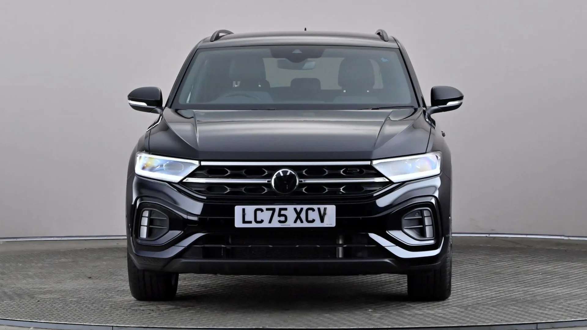 A 2025 VOLKSWAGEN T-ROC 1.5 TSI Black Edition DSG A 2025 VOLKSWAGEN T-ROC 1.5 TSI Black Edition DSG